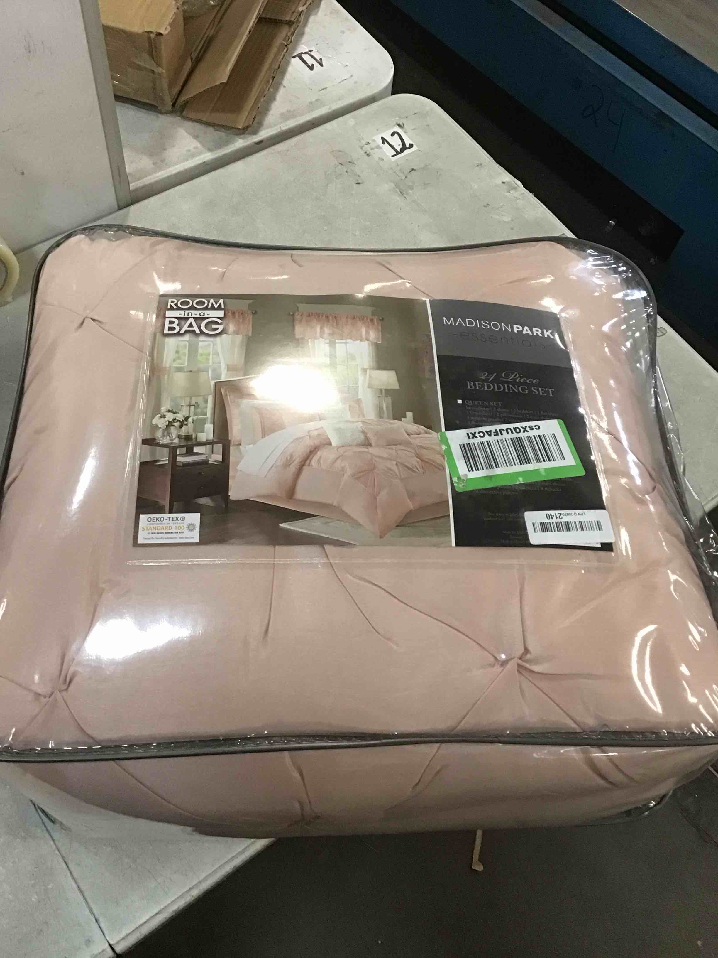 https://s3.amazonaws.com/lotting-images-prod/bidfta/GRA0028150_1729182451366.jpeg