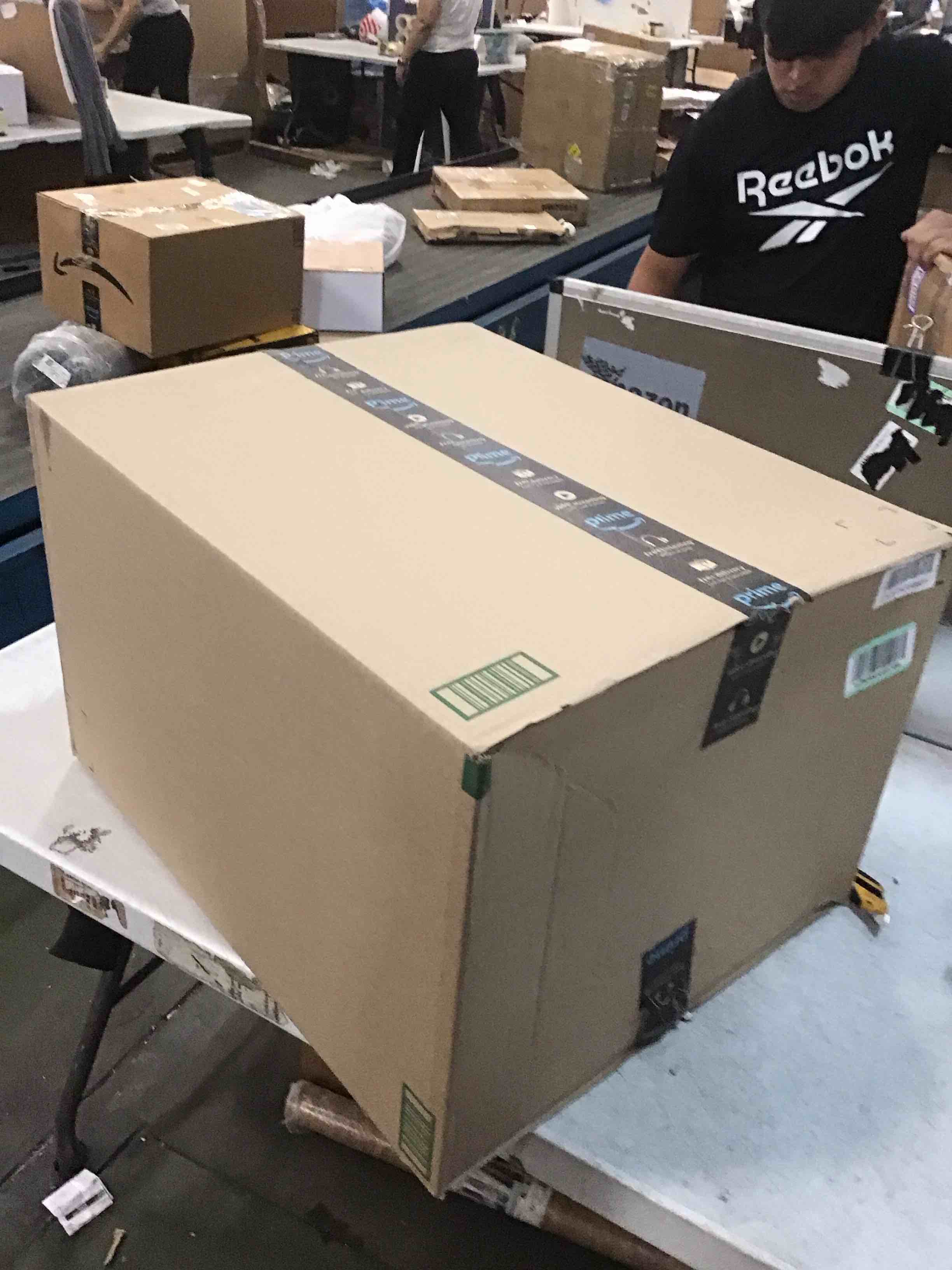 https://s3.amazonaws.com/lotting-images-prod/bidfta/GRA0028499_1729007834034.jpeg