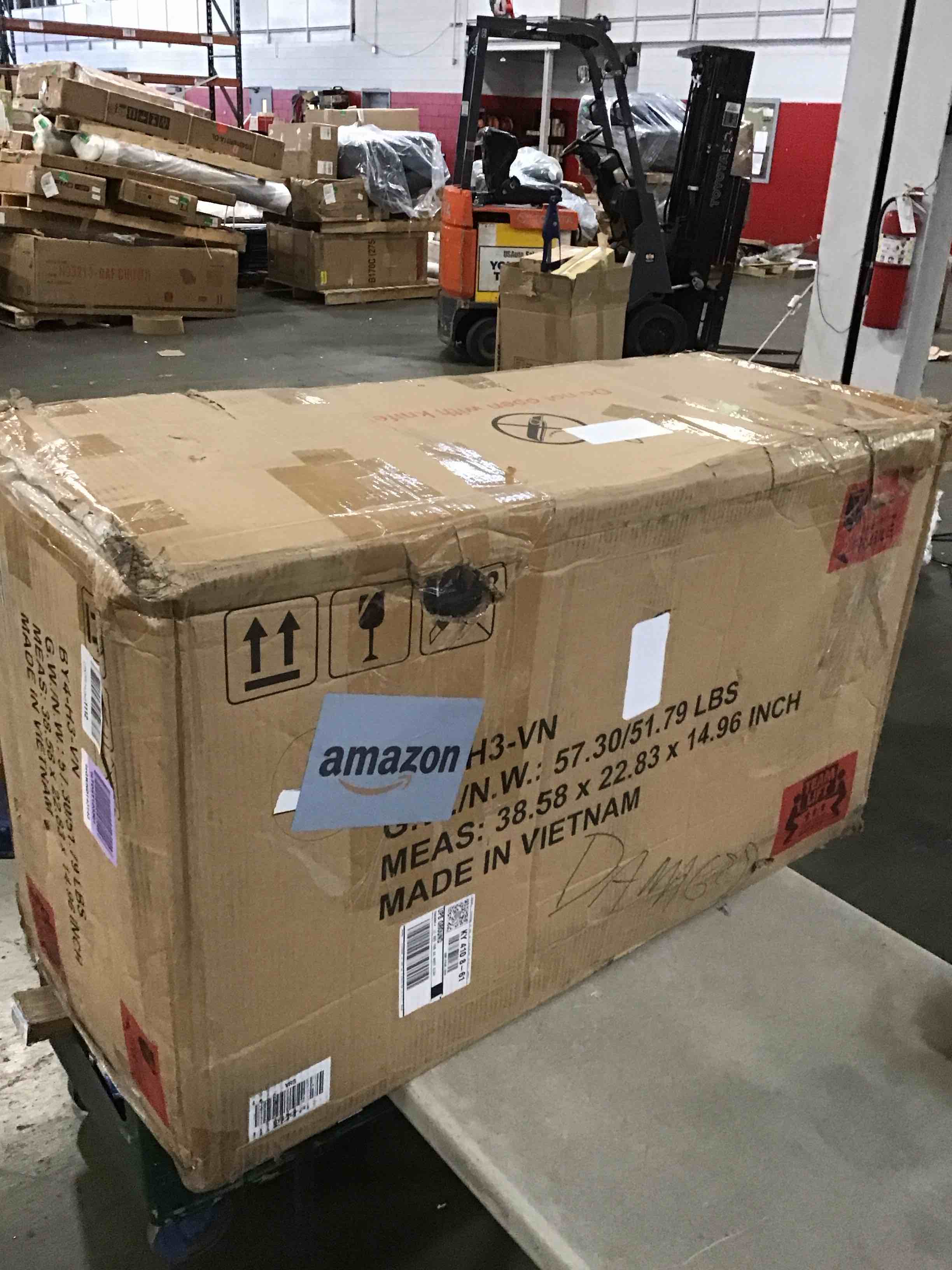 4 piece patio seating set. 2 chairs, loveseat and table.