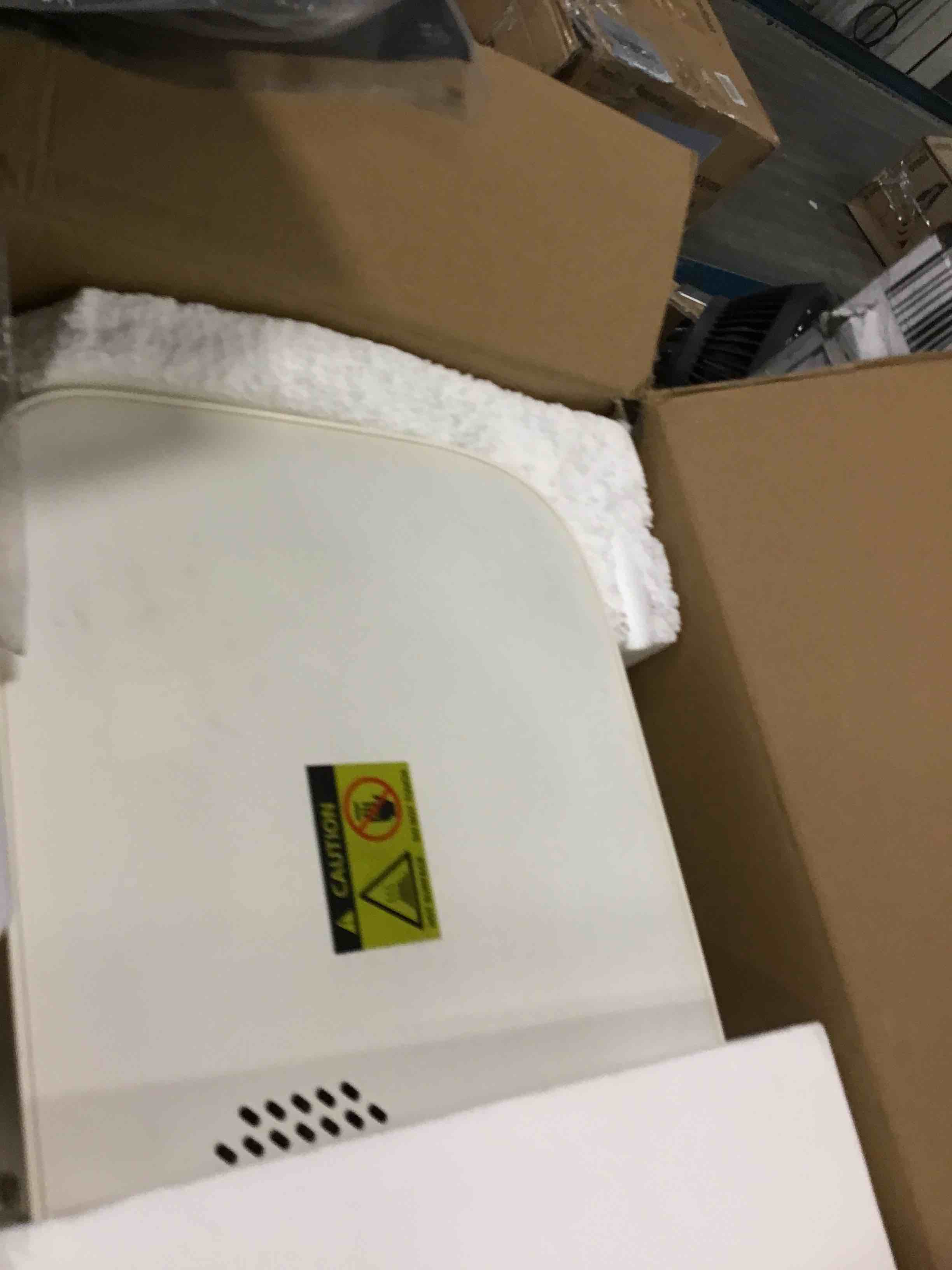 https://s3.amazonaws.com/lotting-images-prod/bidfta/GRA0033193_1725470765336.jpeg