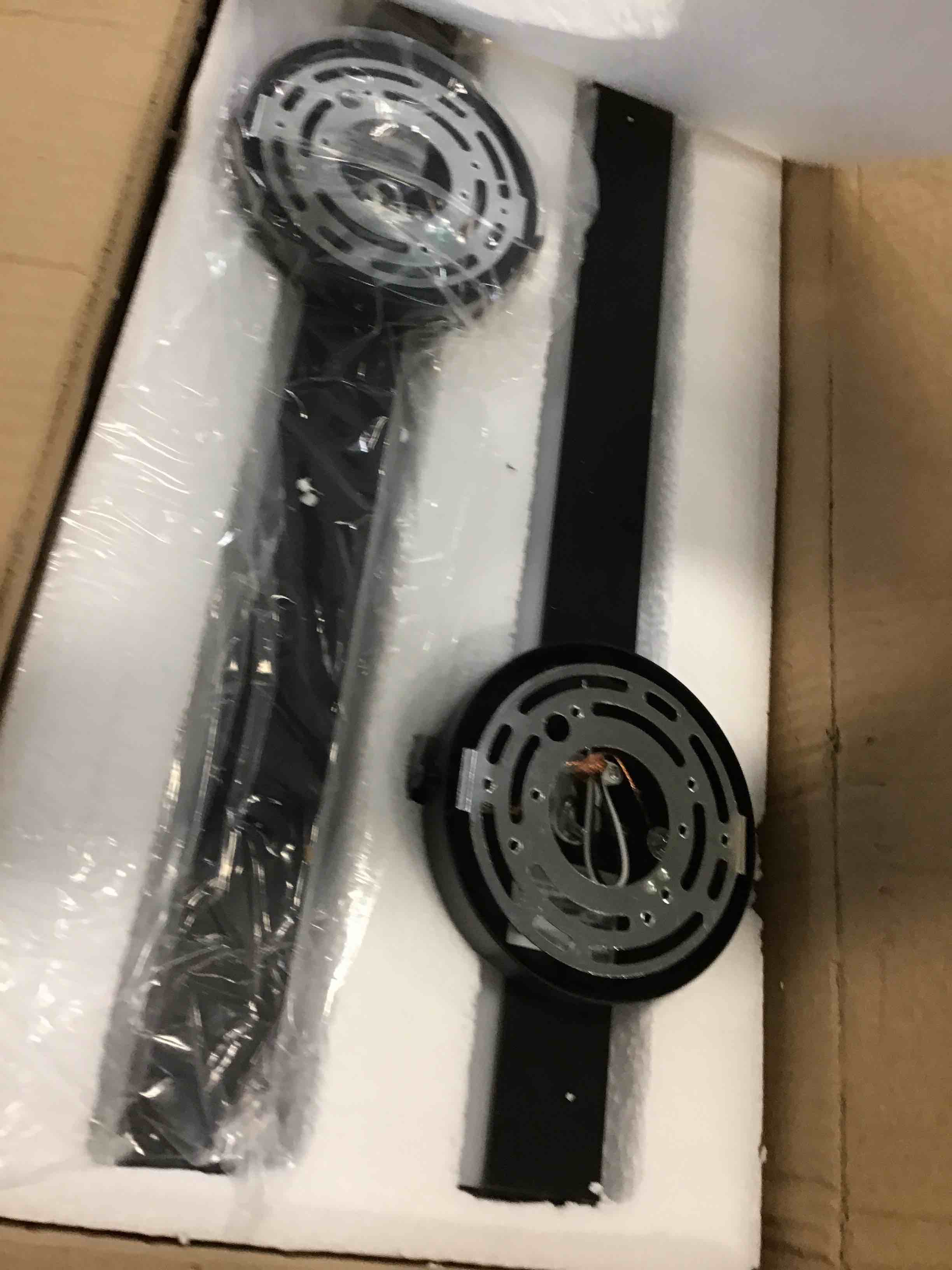 https://s3.amazonaws.com/lotting-images-prod/bidfta/GRA0033221_1725466473856.jpeg