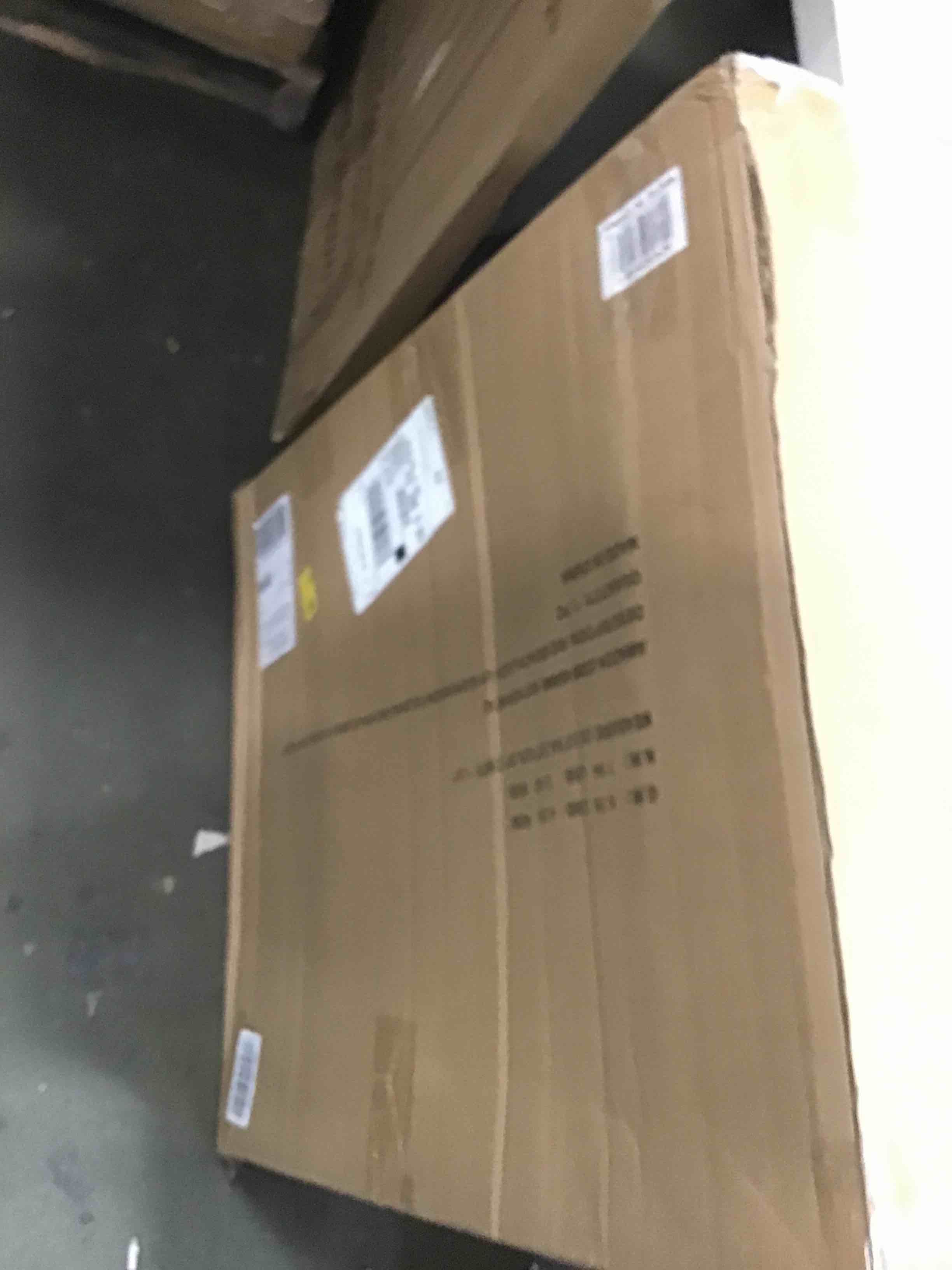 https://s3.amazonaws.com/lotting-images-prod/bidfta/GRA0033562_1725389206606.jpeg