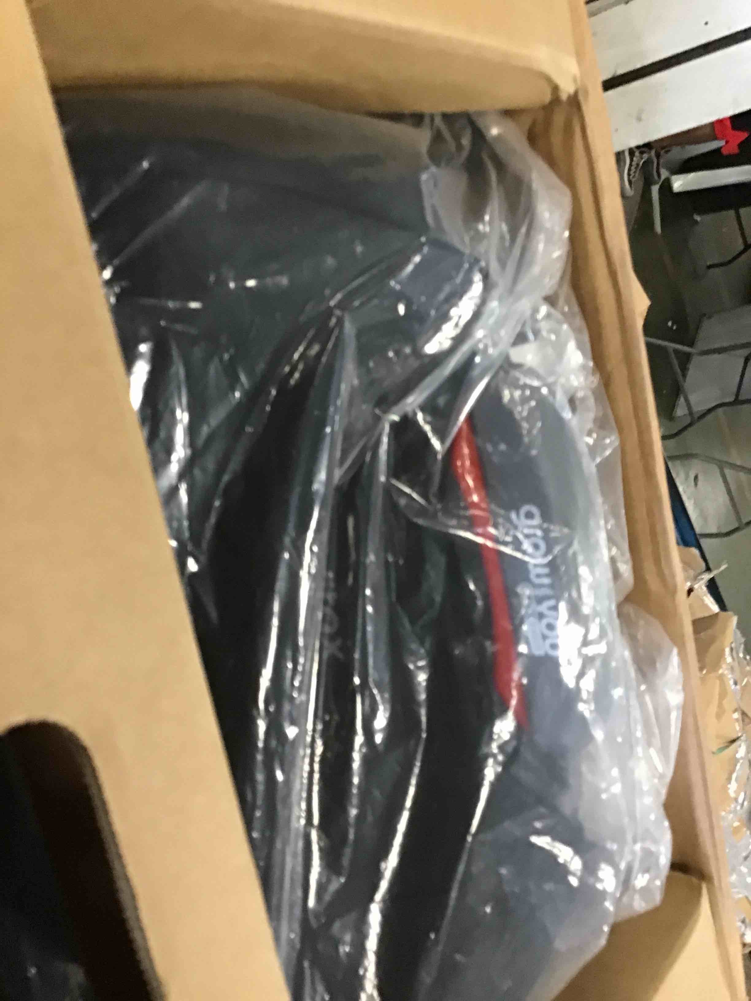https://s3.amazonaws.com/lotting-images-prod/bidfta/GRA0033979_1725119991113.jpeg