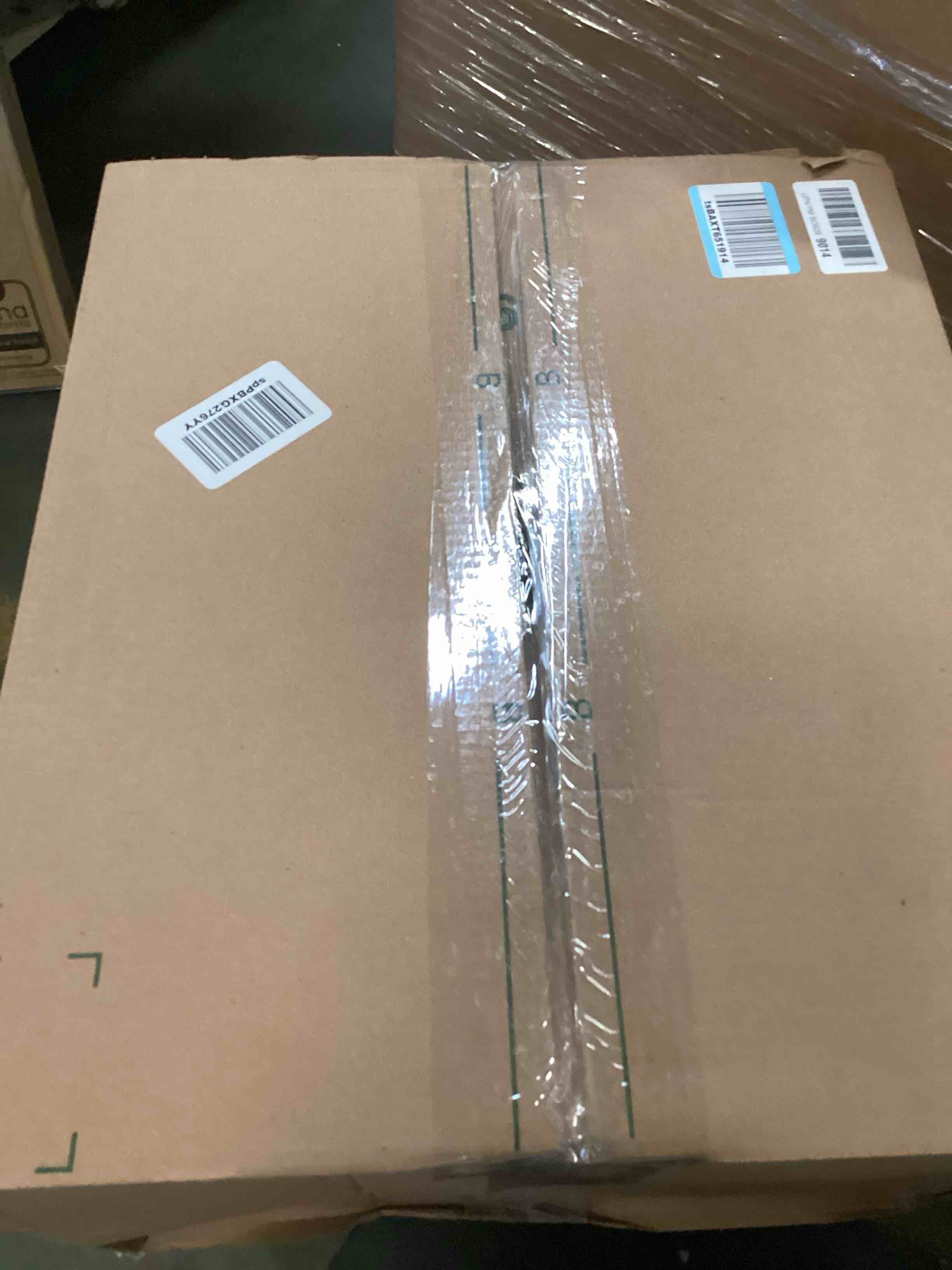 https://s3.amazonaws.com/lotting-images-prod/bidfta/GRA0034932_1725972090515.jpeg
