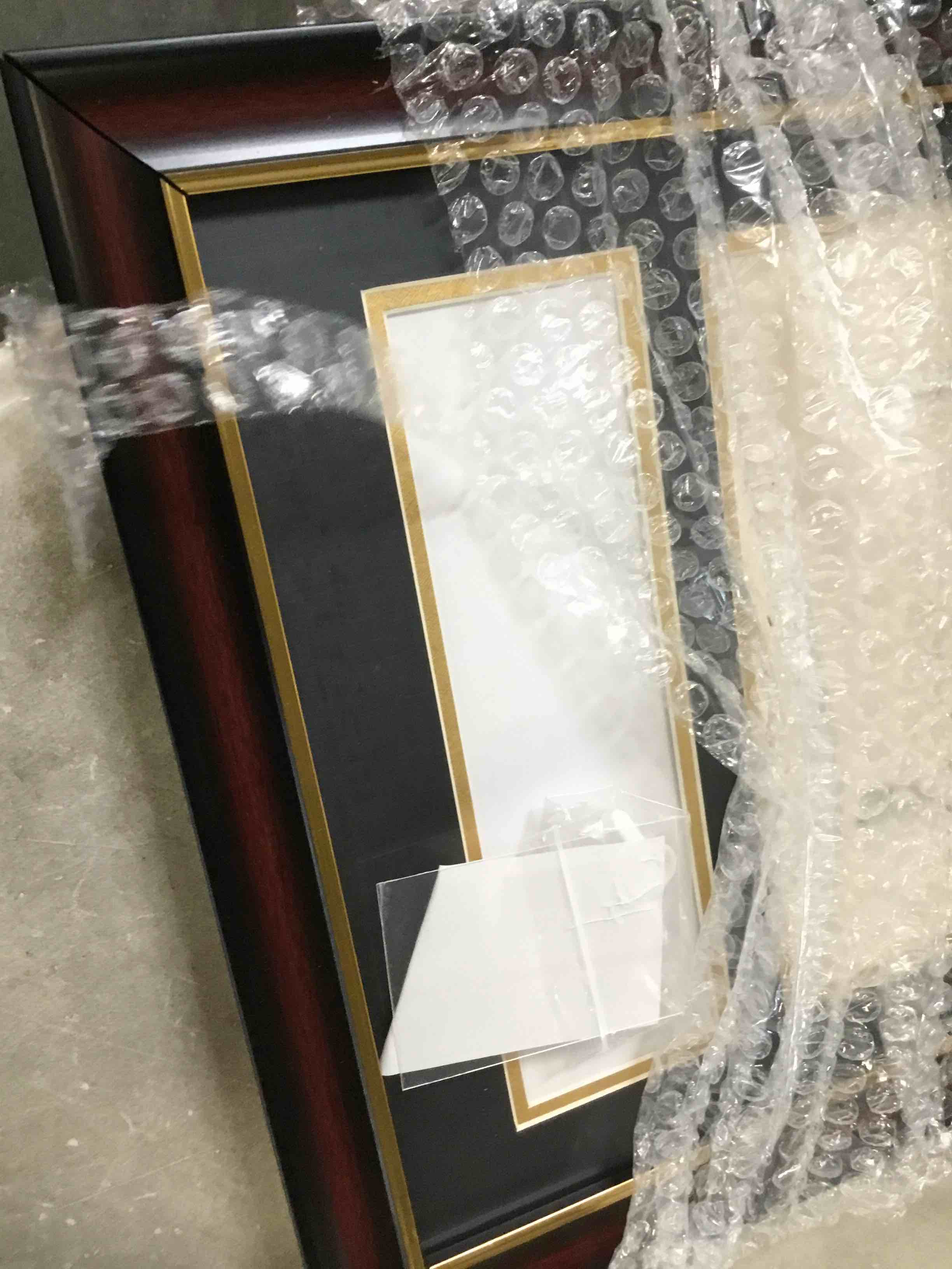 https://s3.amazonaws.com/lotting-images-prod/bidfta/GRA0035910_1725375435842.jpeg