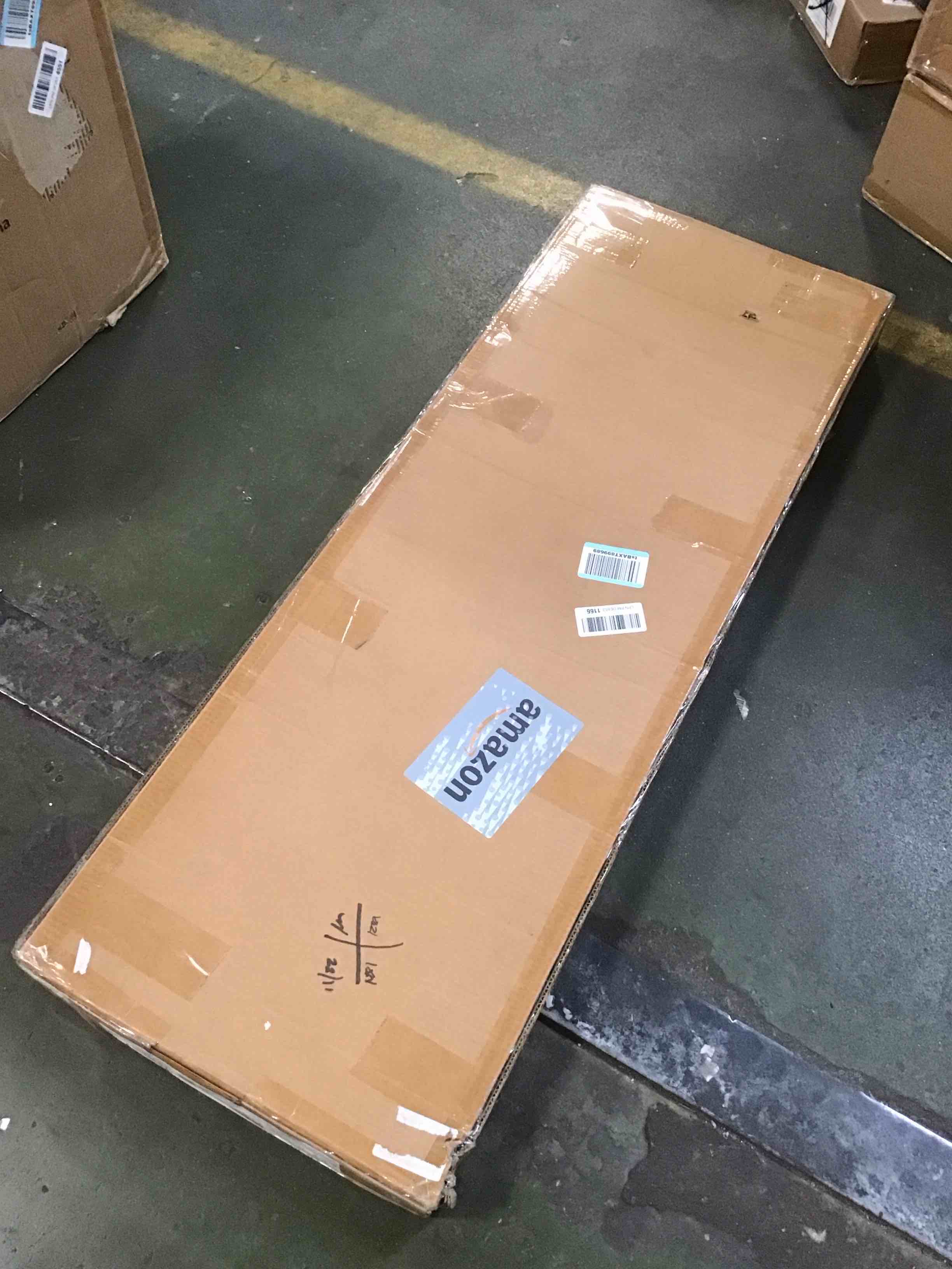 https://s3.amazonaws.com/lotting-images-prod/bidfta/GRA0038117_1735836027695.jpeg