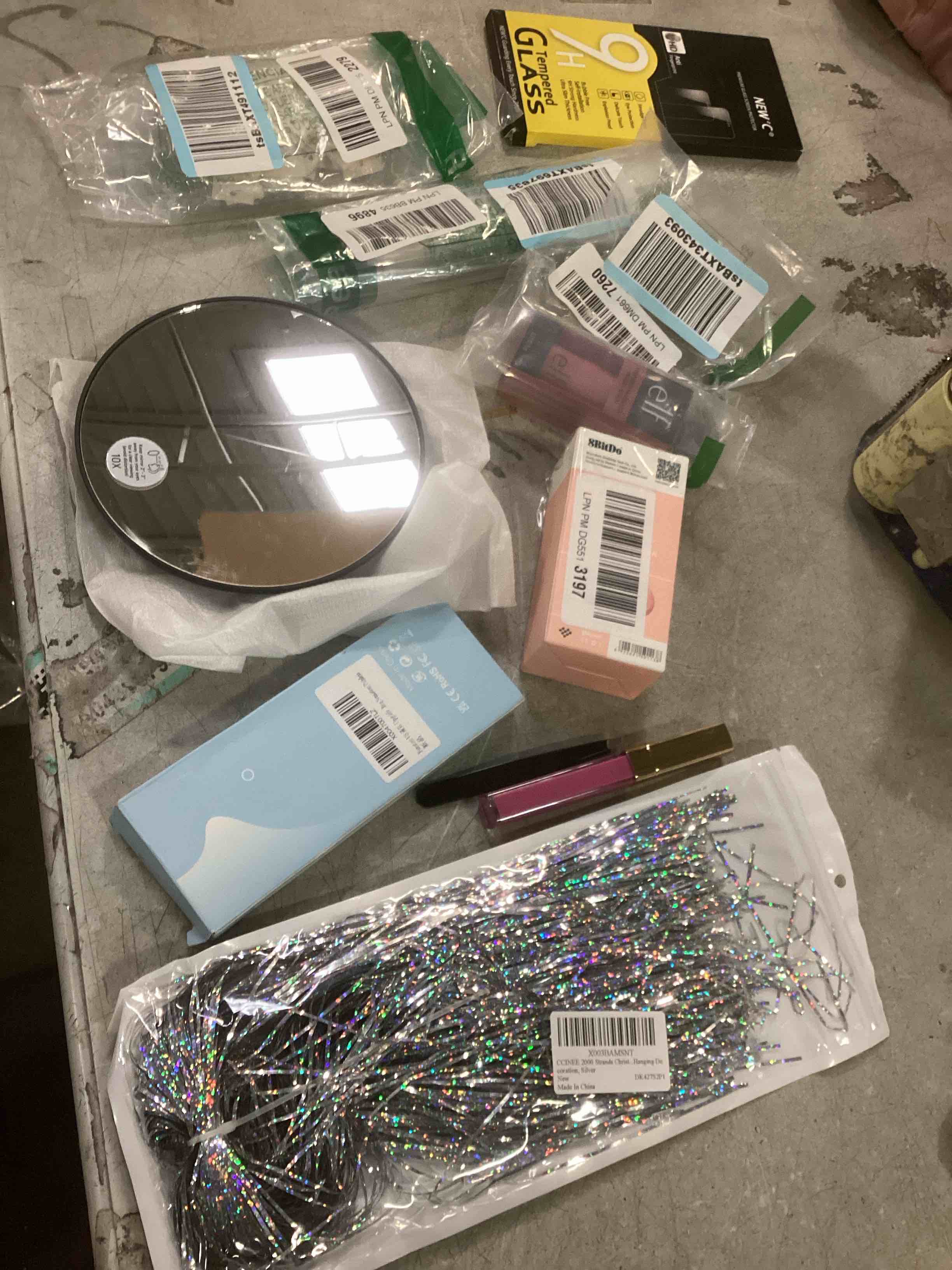 https://s3.amazonaws.com/lotting-images-prod/bidfta/GRA0038429_1735328371448.jpeg