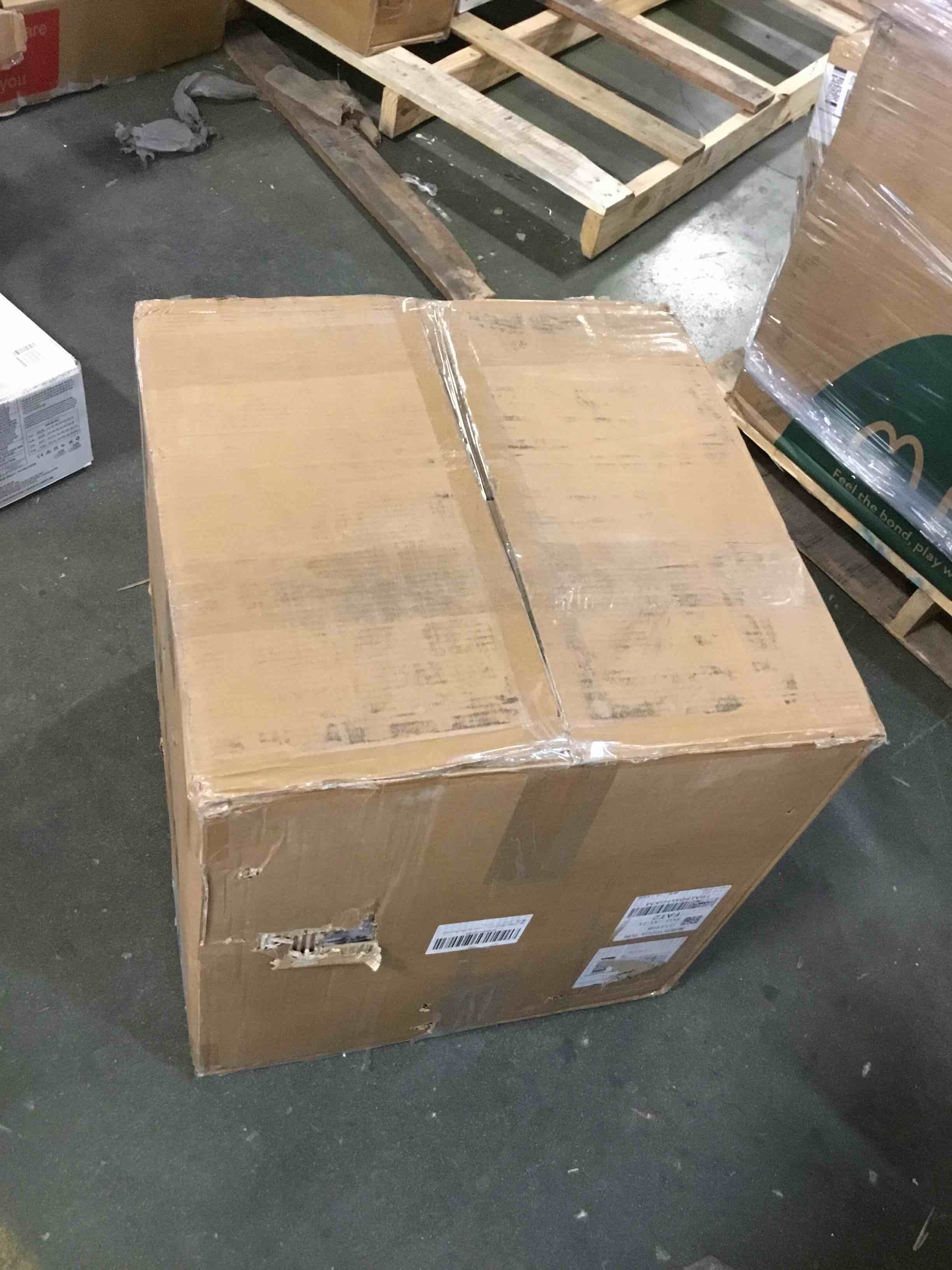 https://s3.amazonaws.com/lotting-images-prod/bidfta/GRA0038602_1735247438907.jpeg