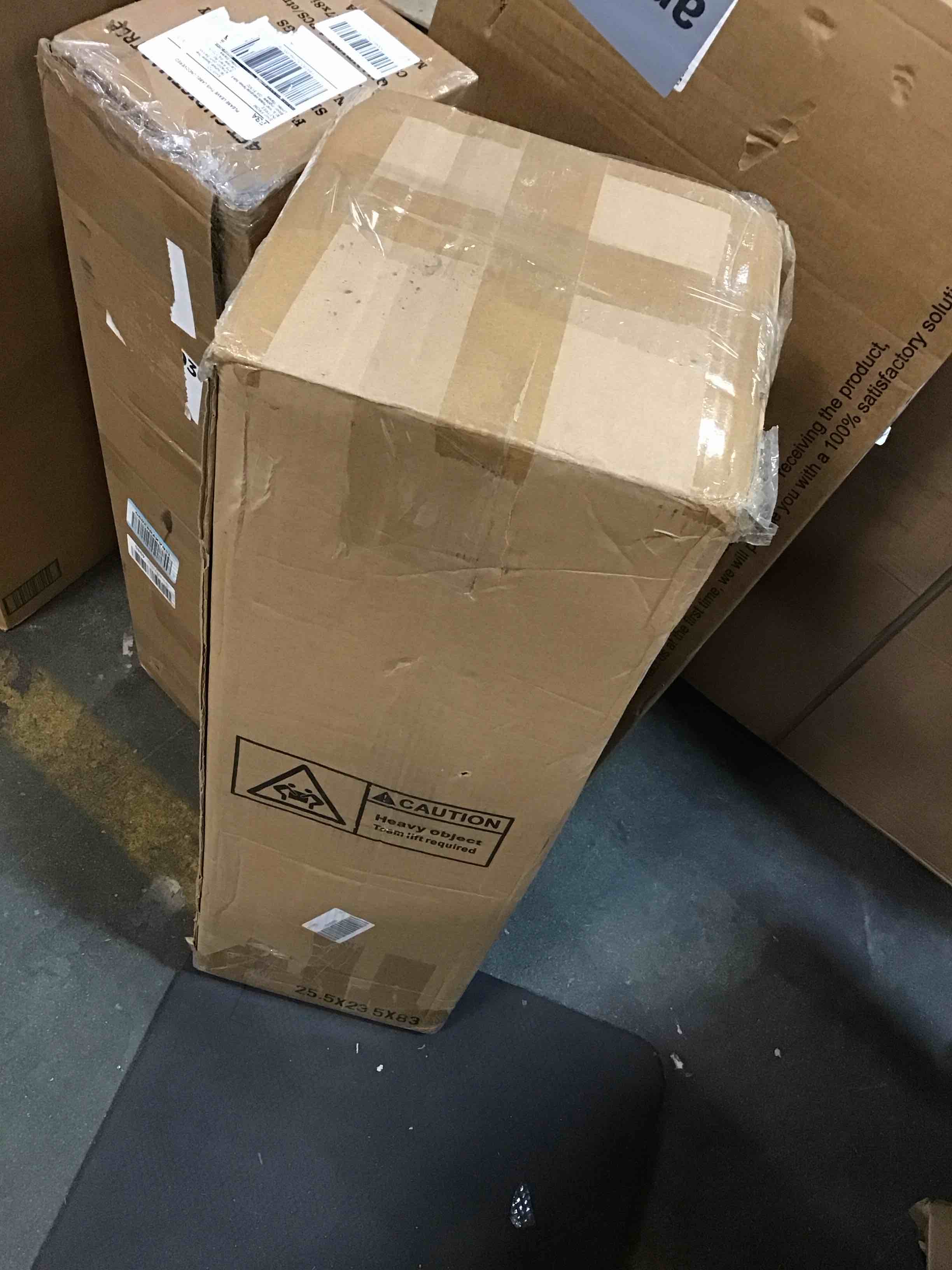 https://s3.amazonaws.com/lotting-images-prod/bidfta/GRA0038915_1734708651258.jpeg