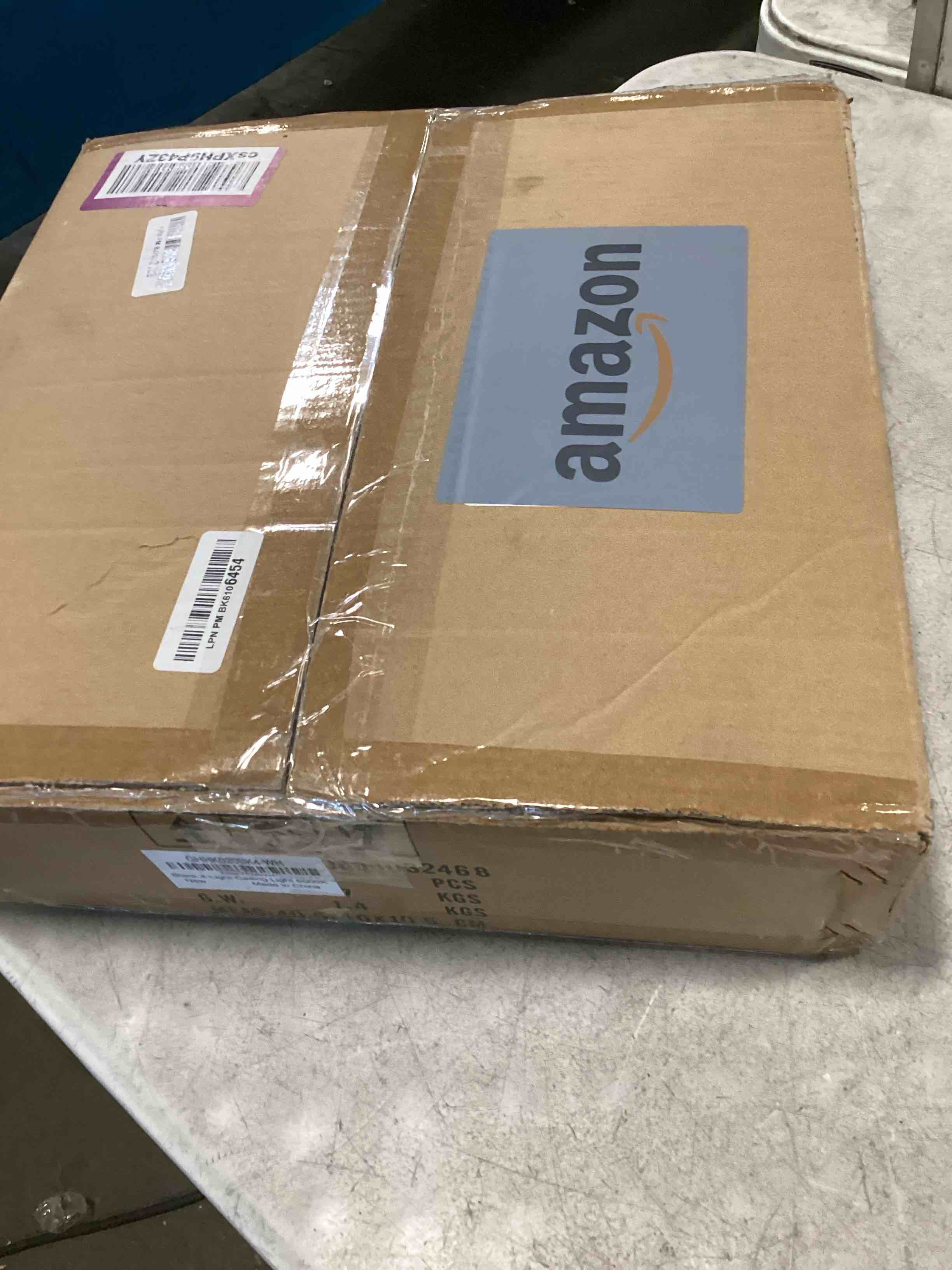 https://s3.amazonaws.com/lotting-images-prod/bidfta/GRA0046445_1728064960032.jpeg