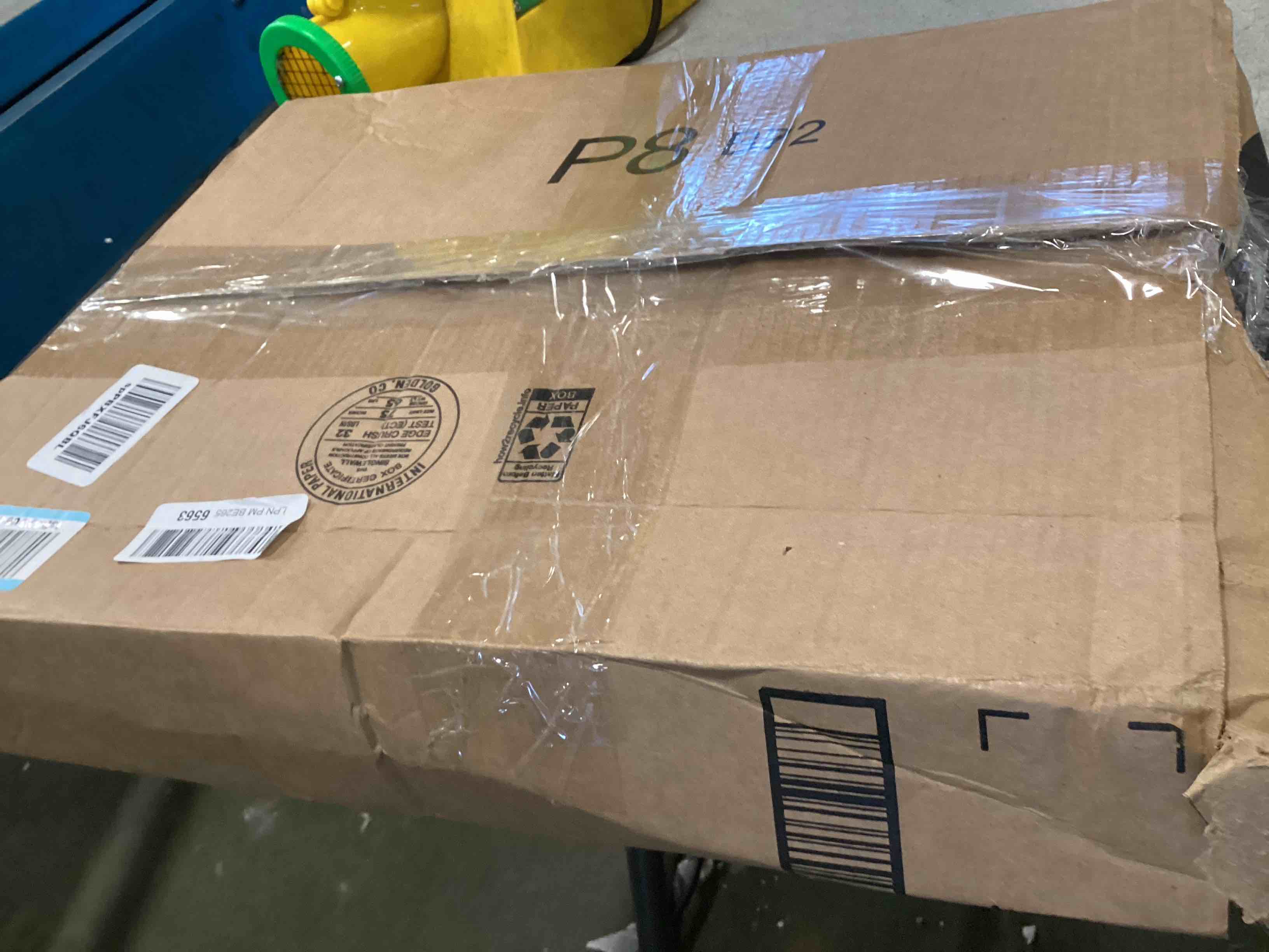 https://s3.amazonaws.com/lotting-images-prod/bidfta/GRA0046578_1727986125351.jpeg