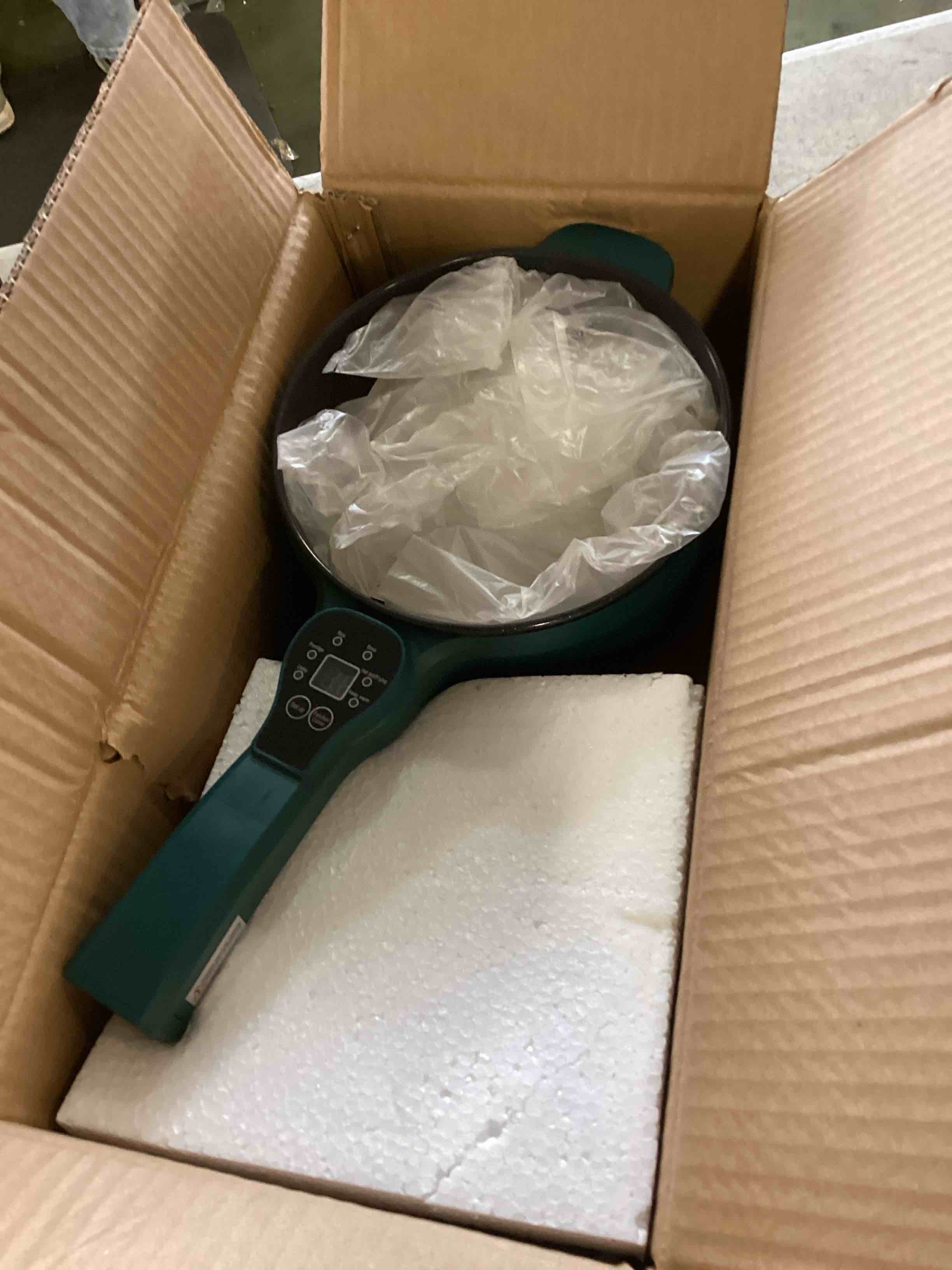 https://s3.amazonaws.com/lotting-images-prod/bidfta/GRA0049742_1724169023431.jpeg