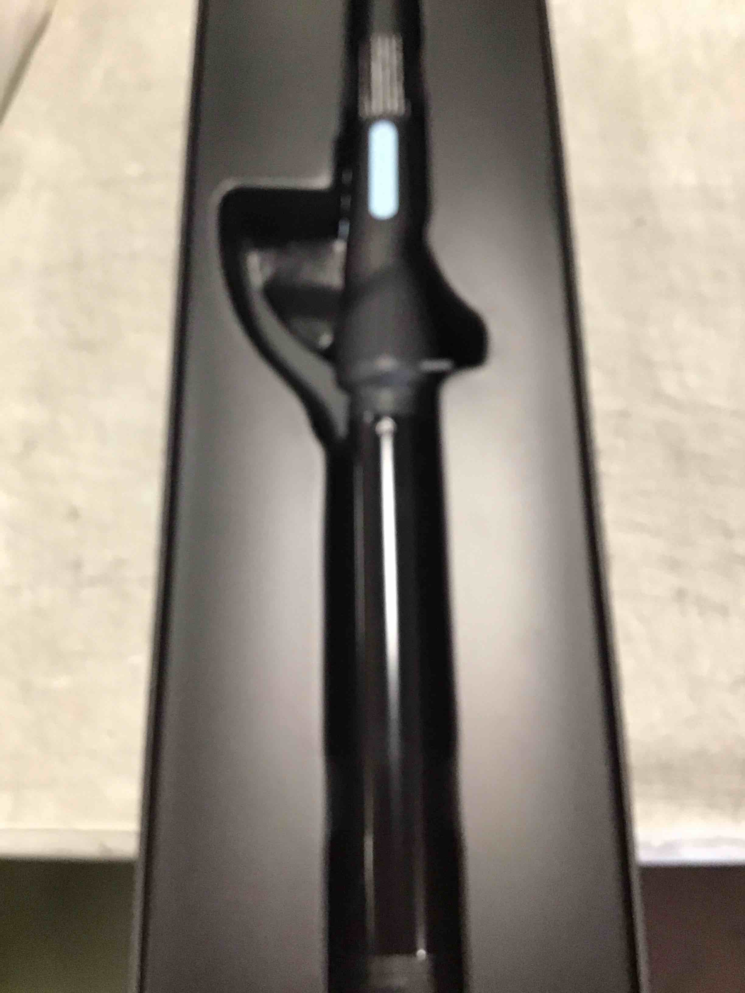 https://s3.amazonaws.com/lotting-images-prod/bidfta/GRA0050027_1724864854163.jpeg