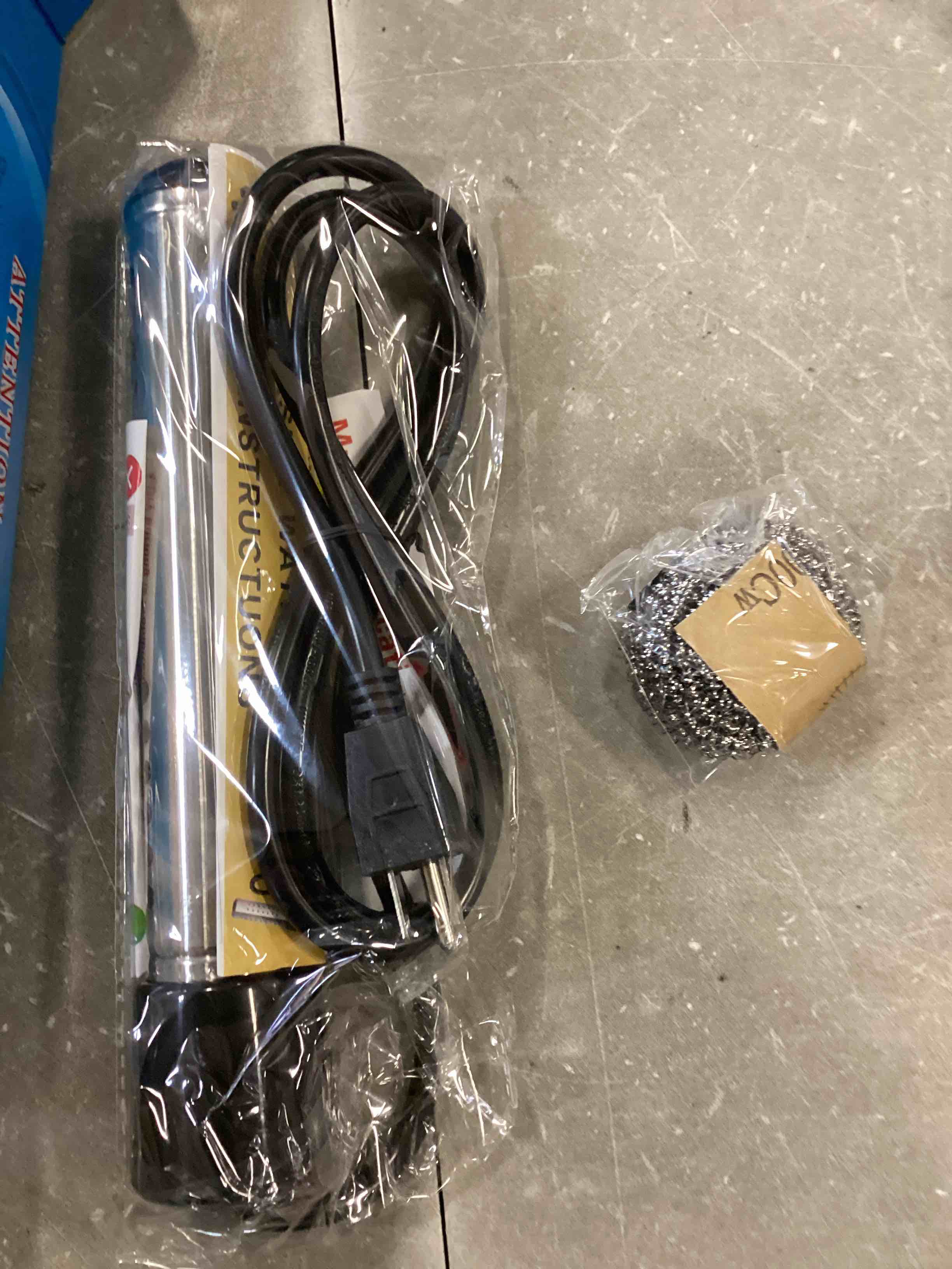 https://s3.amazonaws.com/lotting-images-prod/bidfta/GRA0053378_1725637708549.jpeg