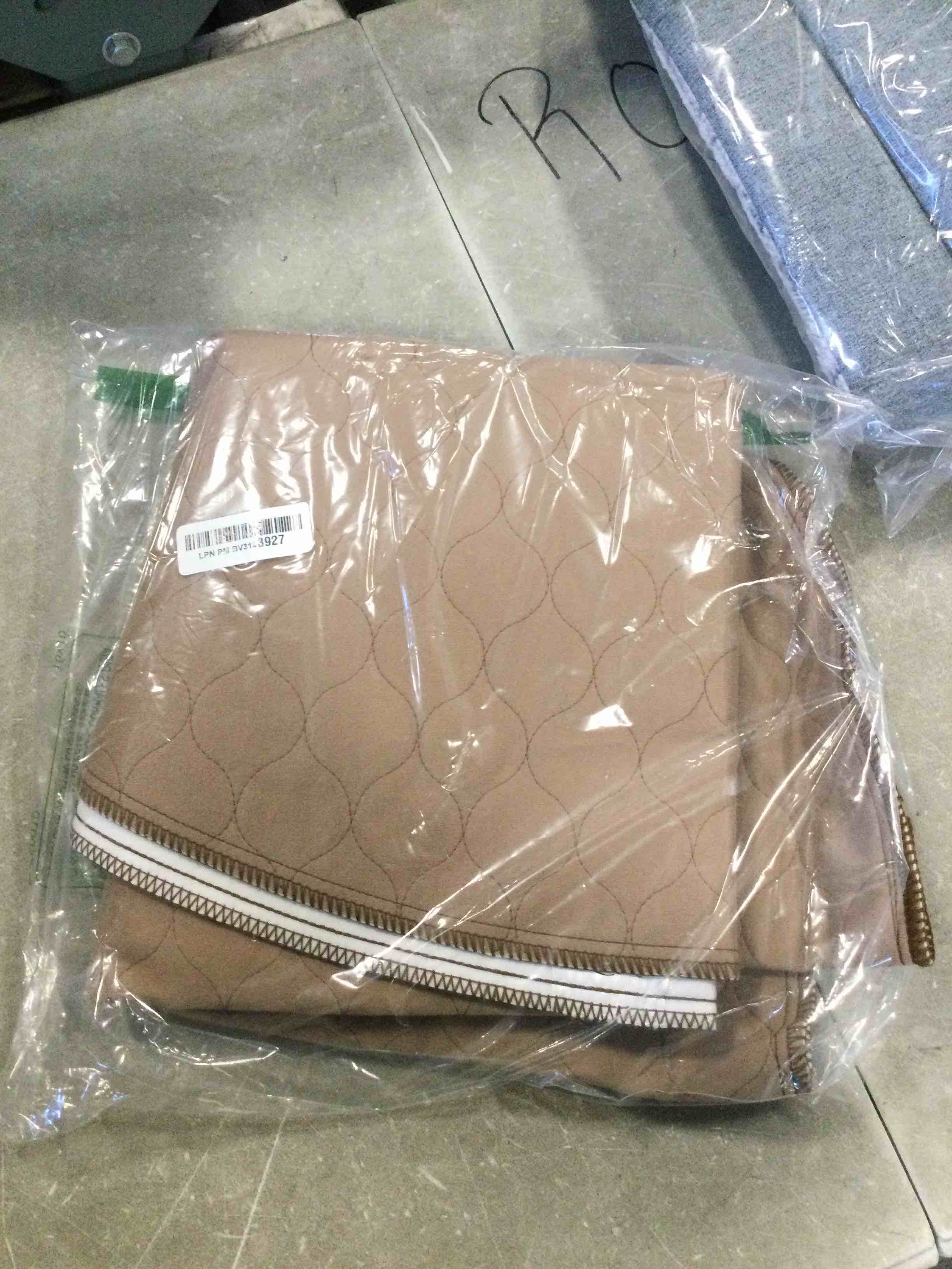 EZwhelp Washable Whelping Dog Pee Pads Waterproof and Reusable Potty