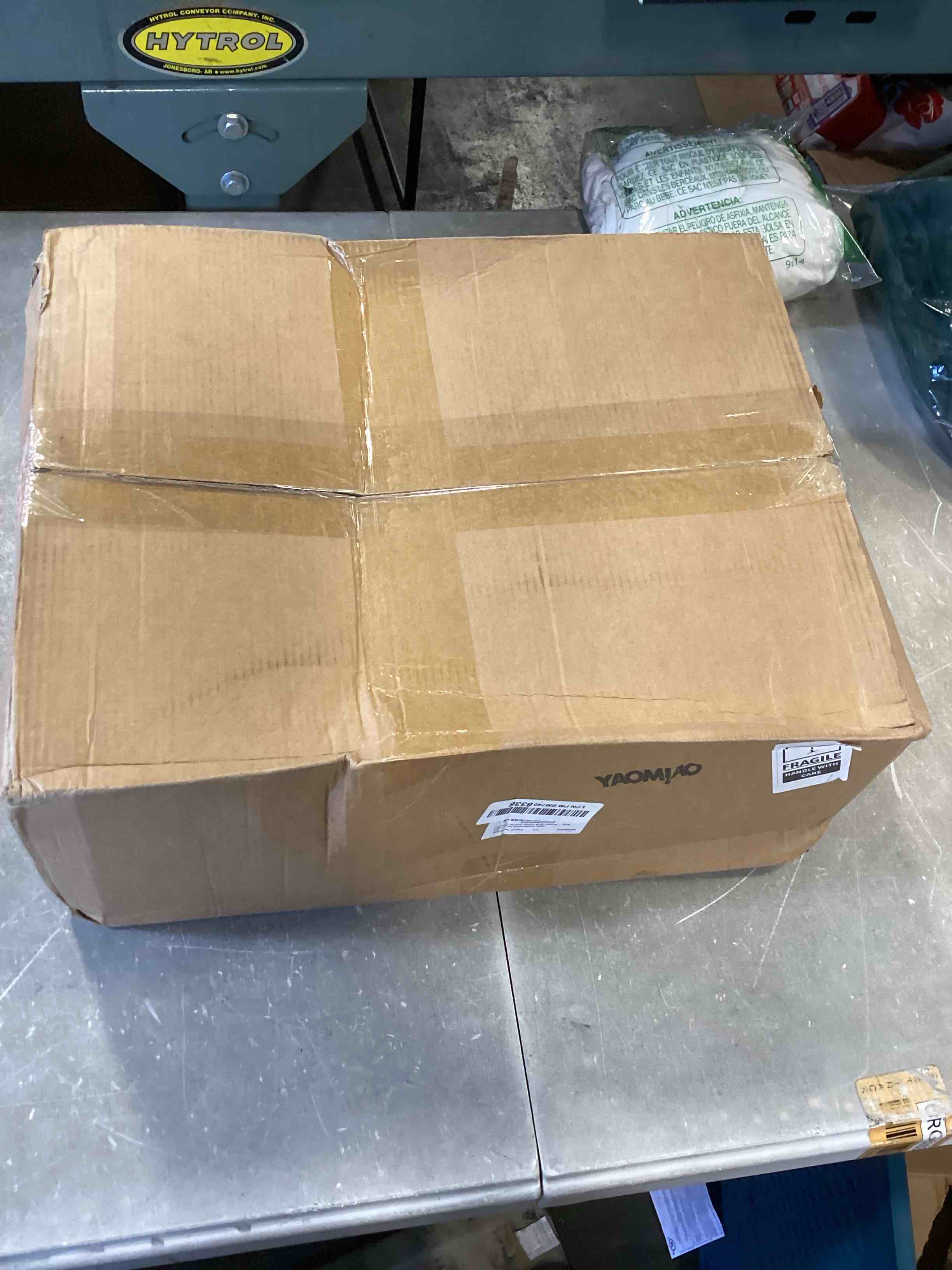 https://s3.amazonaws.com/lotting-images-prod/bidfta/GRA0053953_1726072589940.jpeg