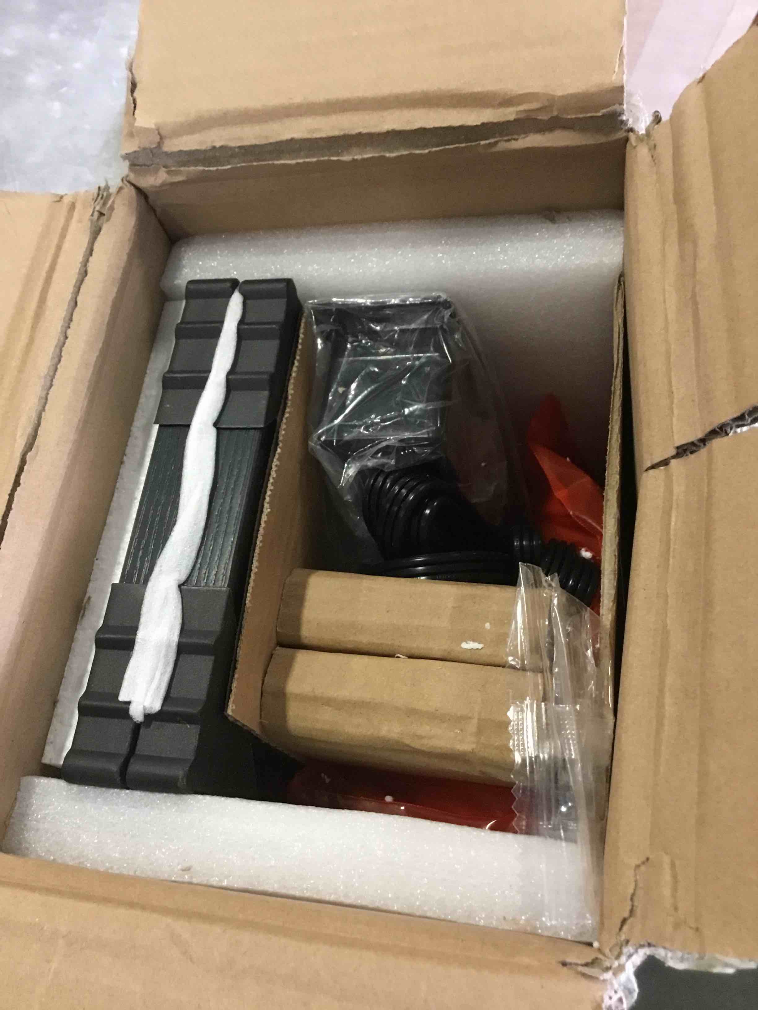 https://s3.amazonaws.com/lotting-images-prod/bidfta/GRA0057683_1725560911314.jpeg