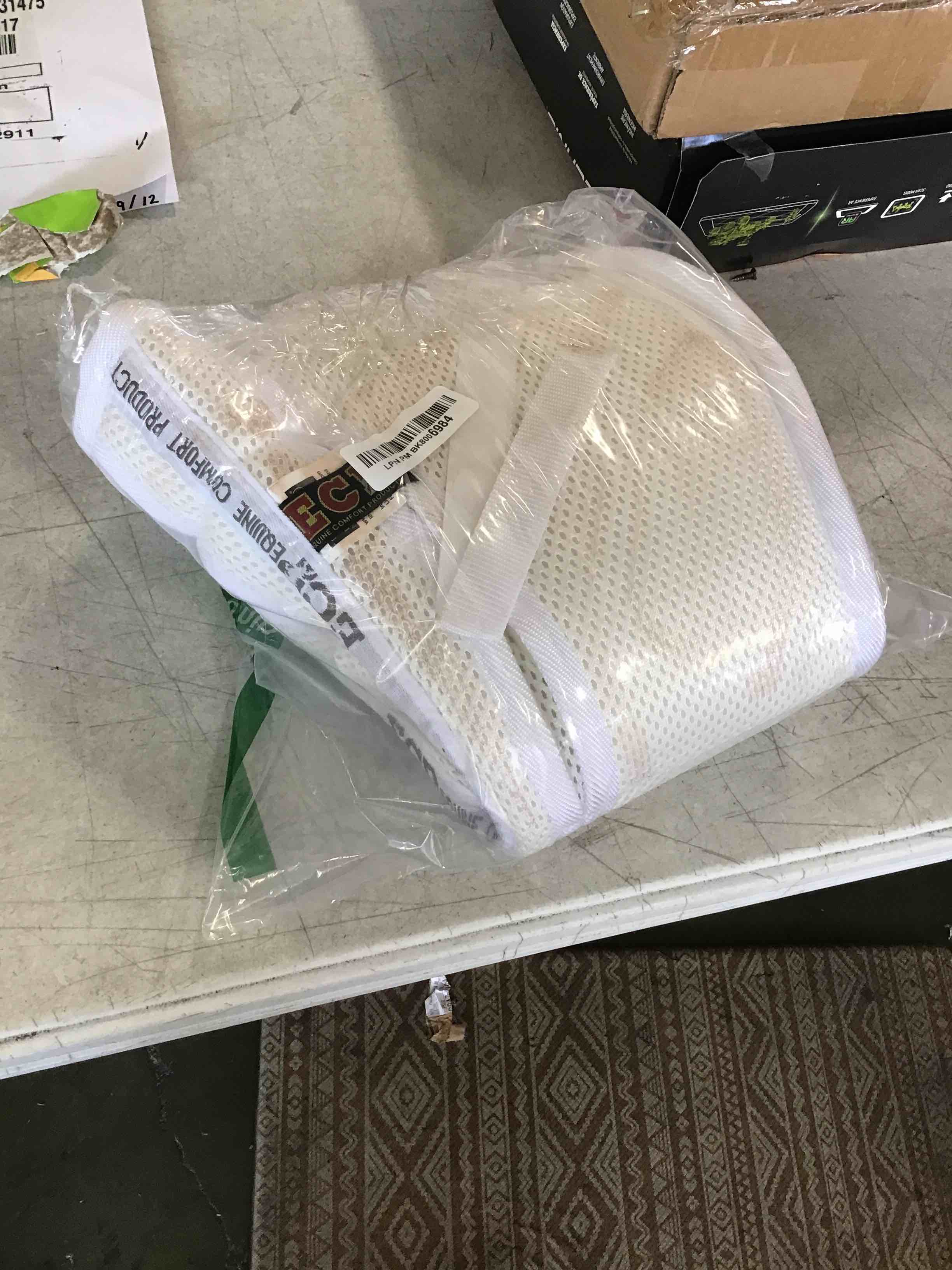 https://s3.amazonaws.com/lotting-images-prod/bidfta/GRA0058253_1726234789072.jpeg