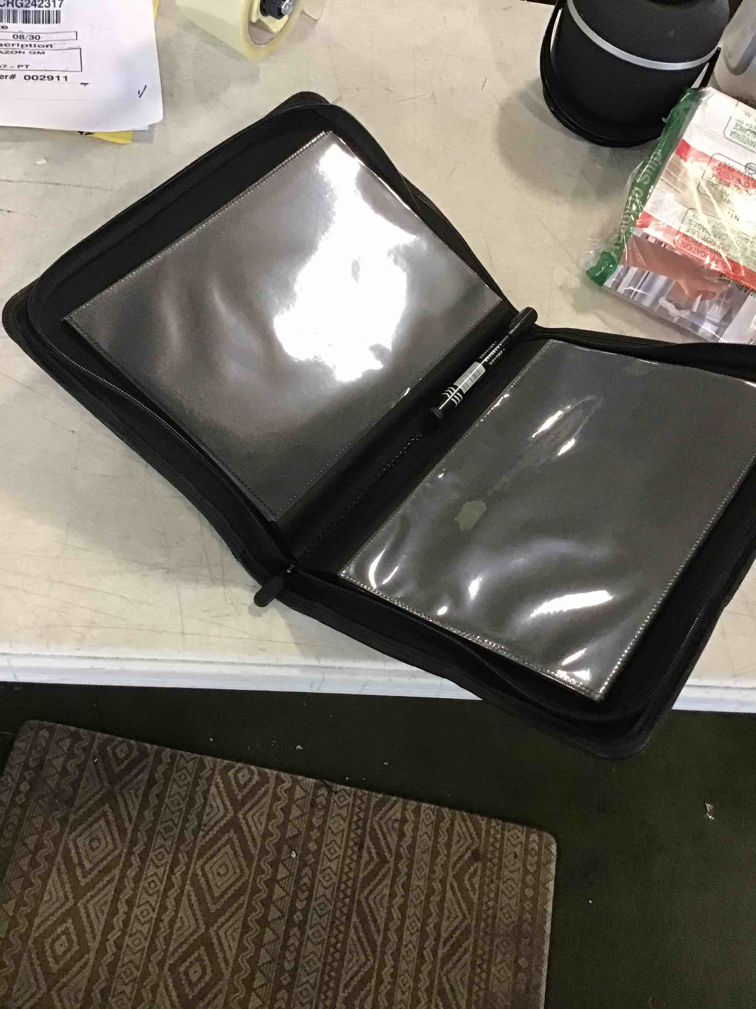 https://s3.amazonaws.com/lotting-images-prod/bidfta/GRA0058353_1726252503042.jpeg