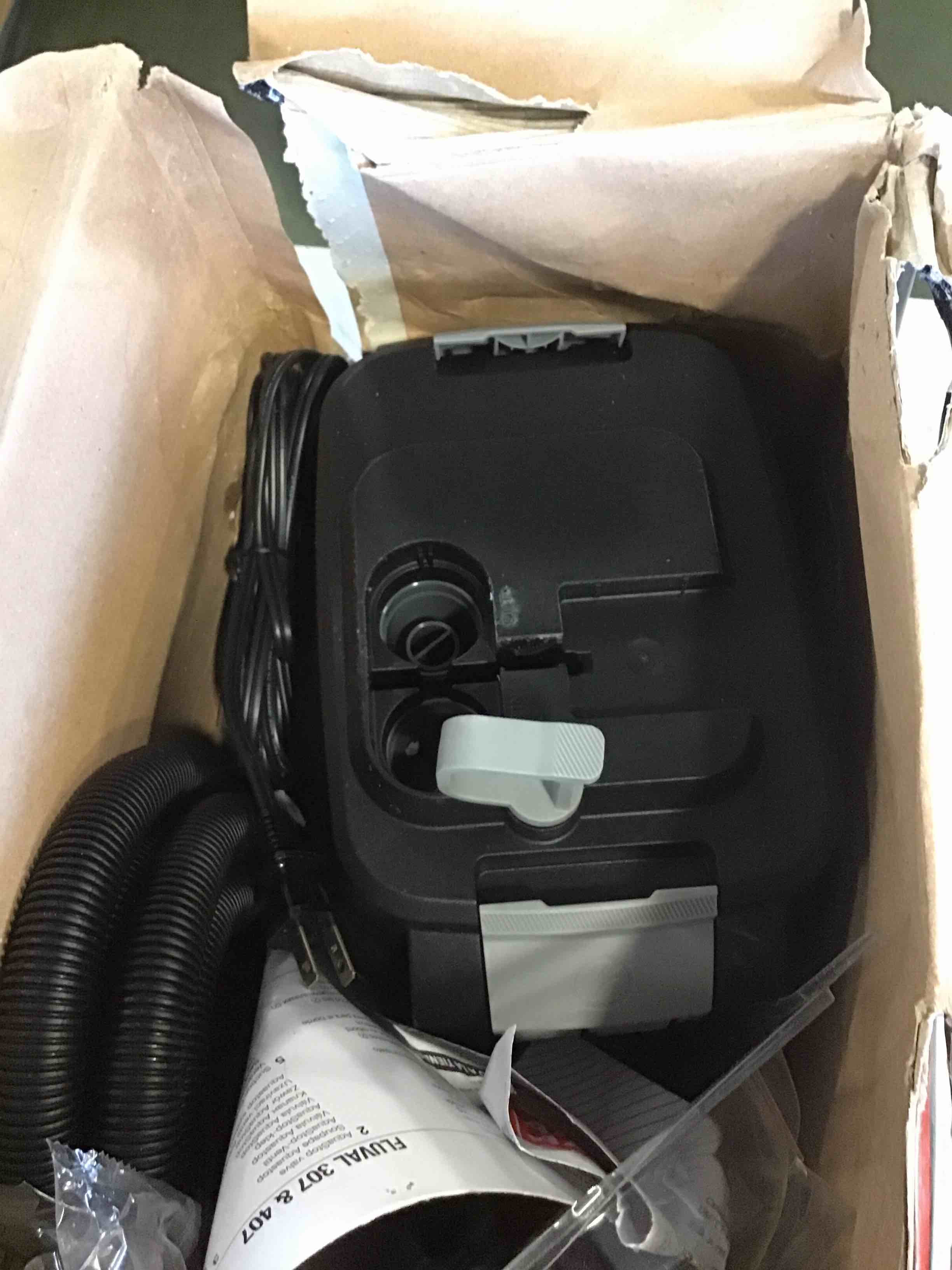 https://s3.amazonaws.com/lotting-images-prod/bidfta/GRA0059240_1729698017115.jpeg