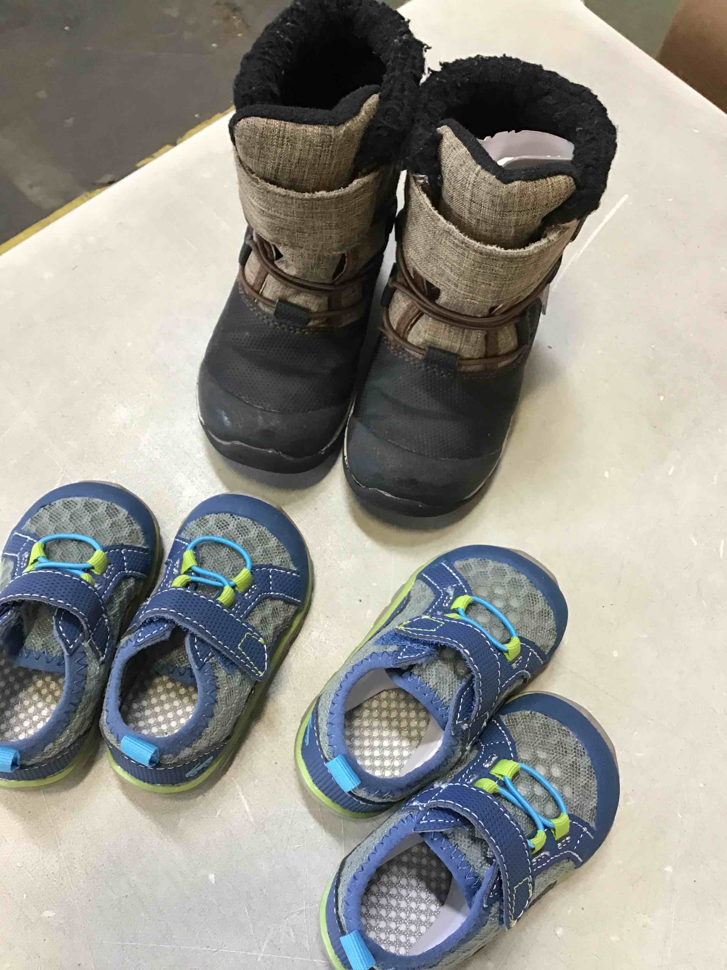 Assorted of shoes kids see kai run ( may varies styles color size 