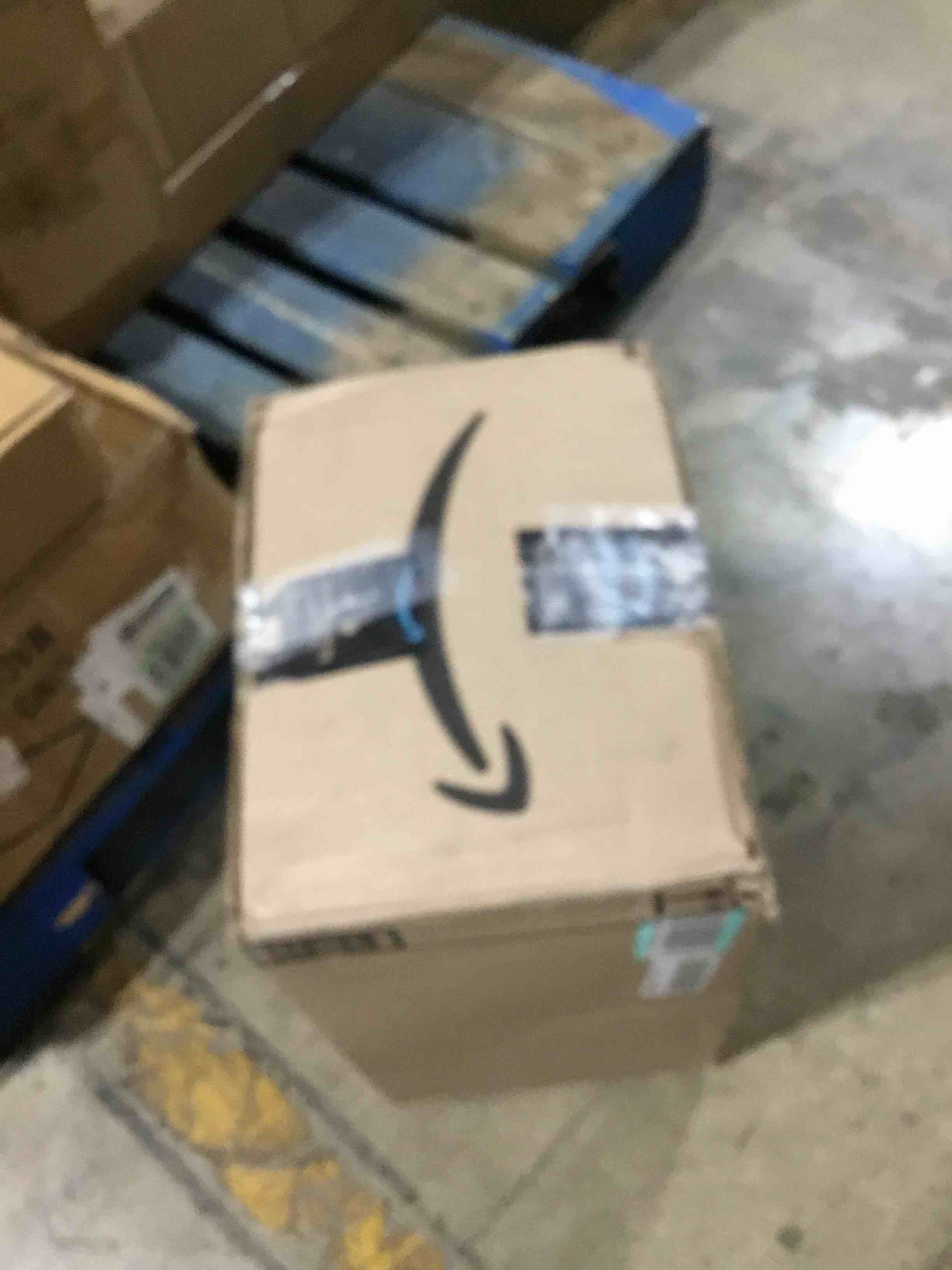 https://s3.amazonaws.com/lotting-images-prod/bidfta/GRA0067073_1725397051431.jpeg