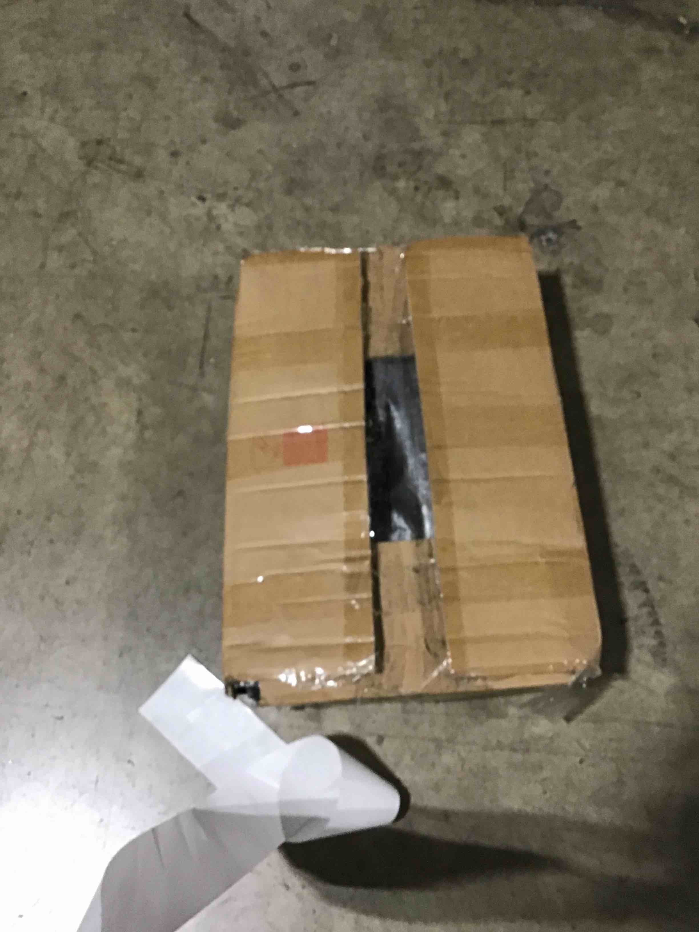 https://s3.amazonaws.com/lotting-images-prod/bidfta/GRA0067079_1725397472694.jpeg