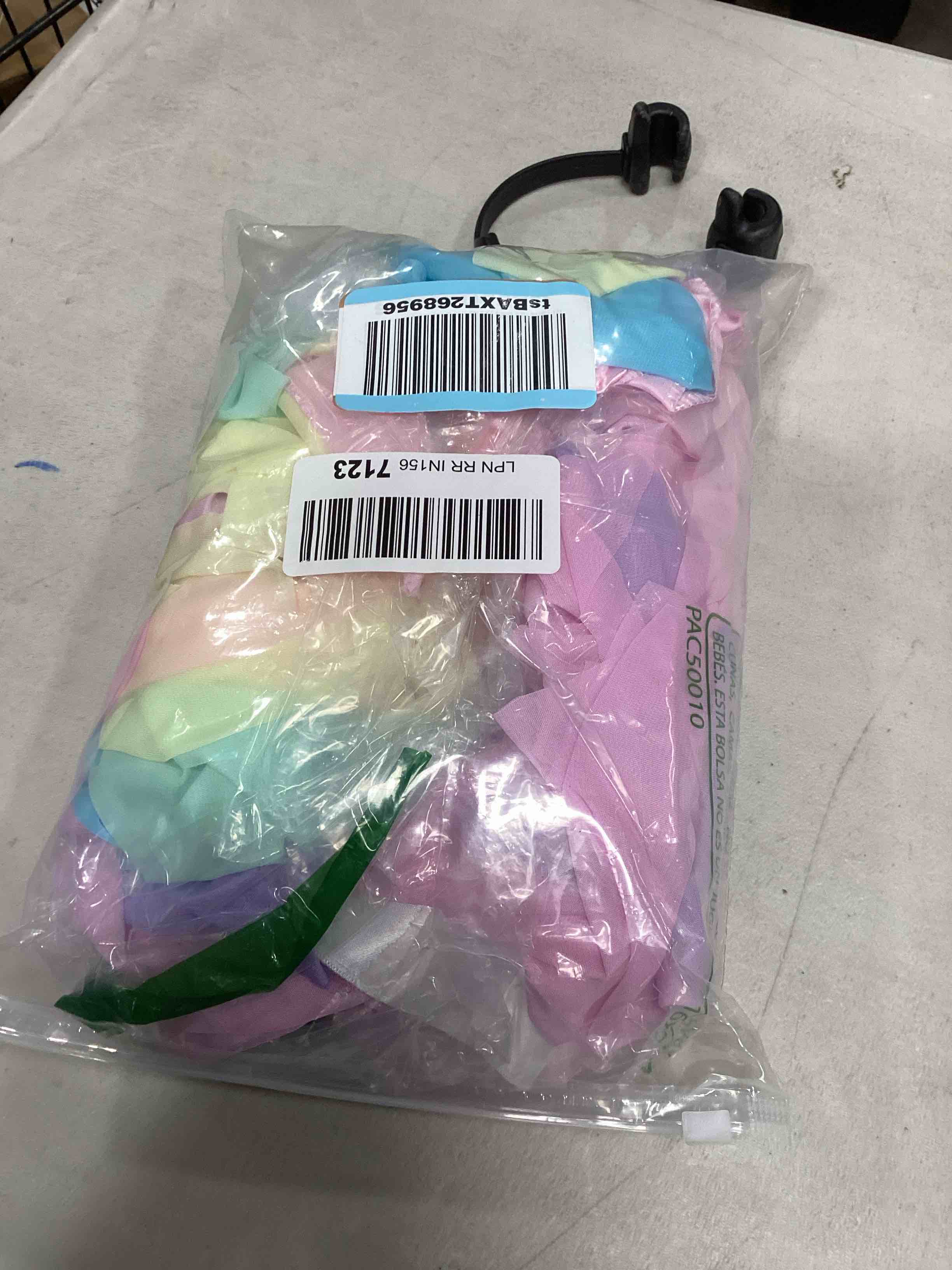 https://s3.amazonaws.com/lotting-images-prod/bidfta/GRA0069976_1724437087734.jpeg