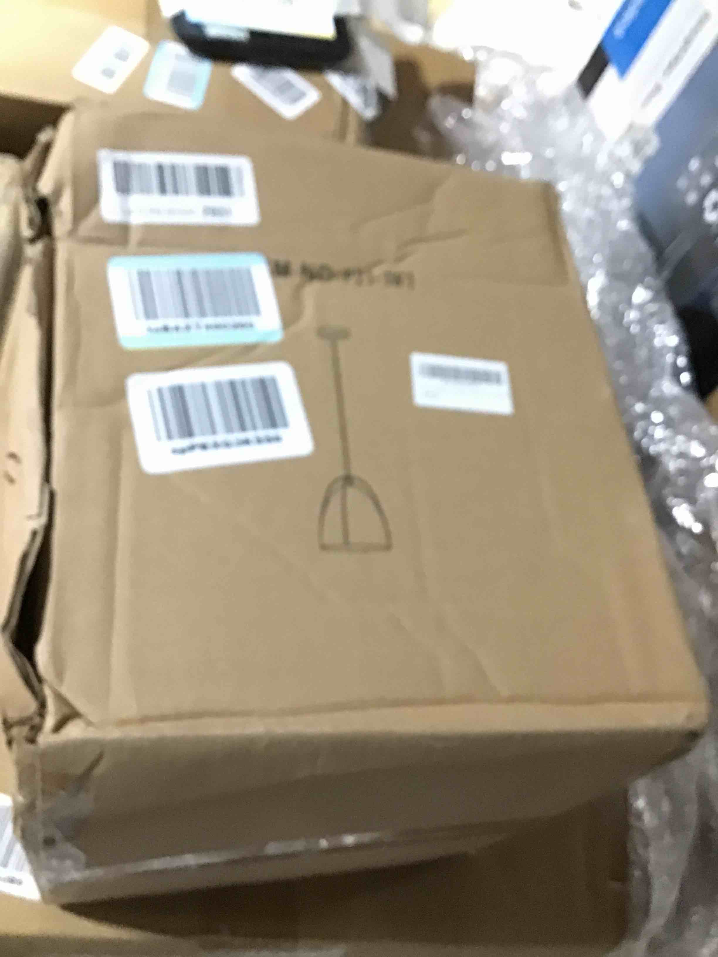 https://s3.amazonaws.com/lotting-images-prod/bidfta/GRA0071677_1725405897347.jpeg