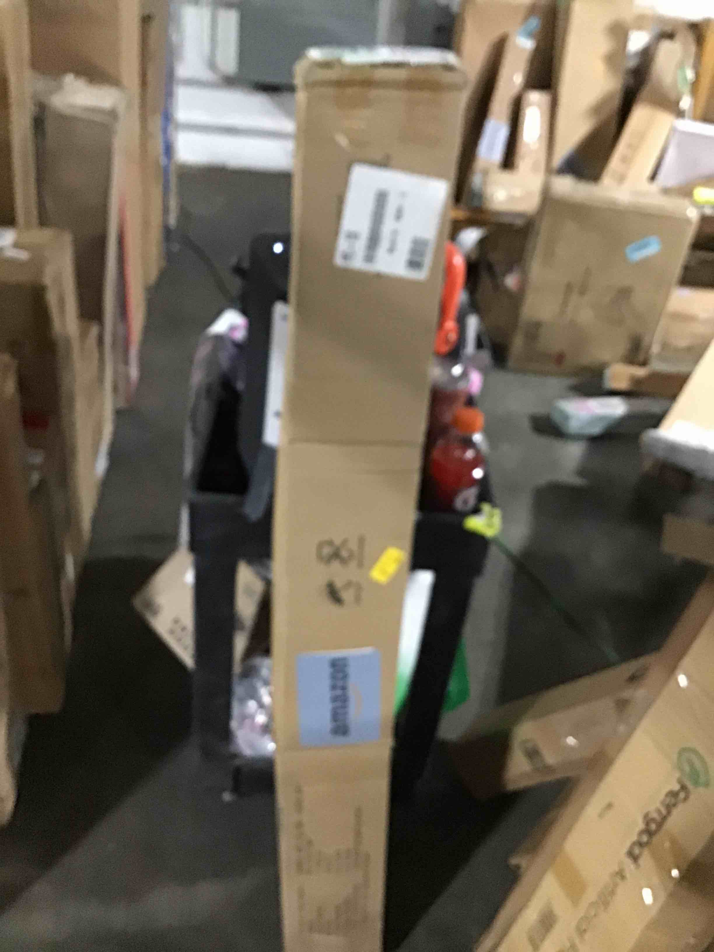 https://s3.amazonaws.com/lotting-images-prod/bidfta/GRA0071884_1724706438687.jpeg
