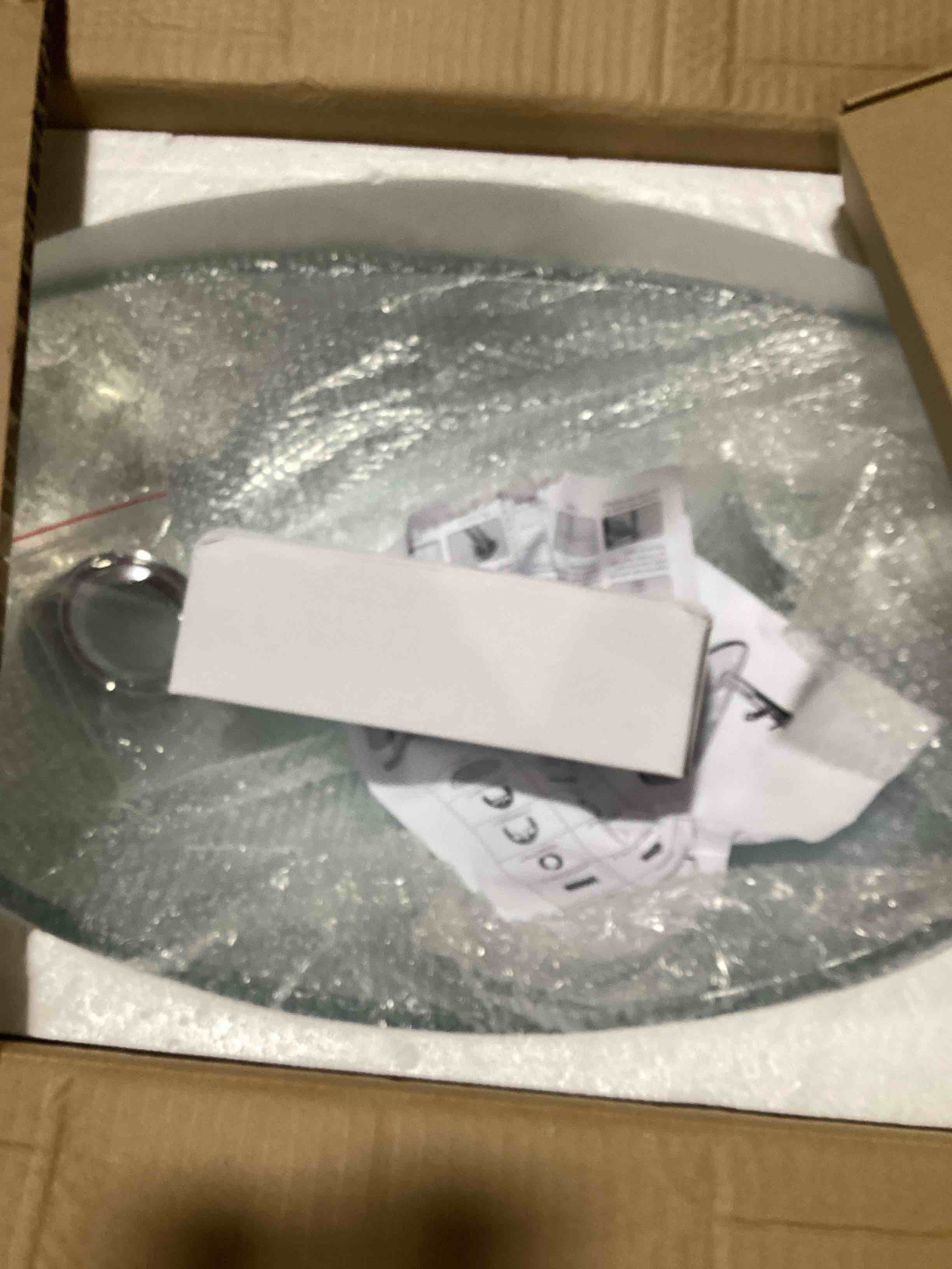 https://s3.amazonaws.com/lotting-images-prod/bidfta/GRA0072006_1733334995277.jpeg