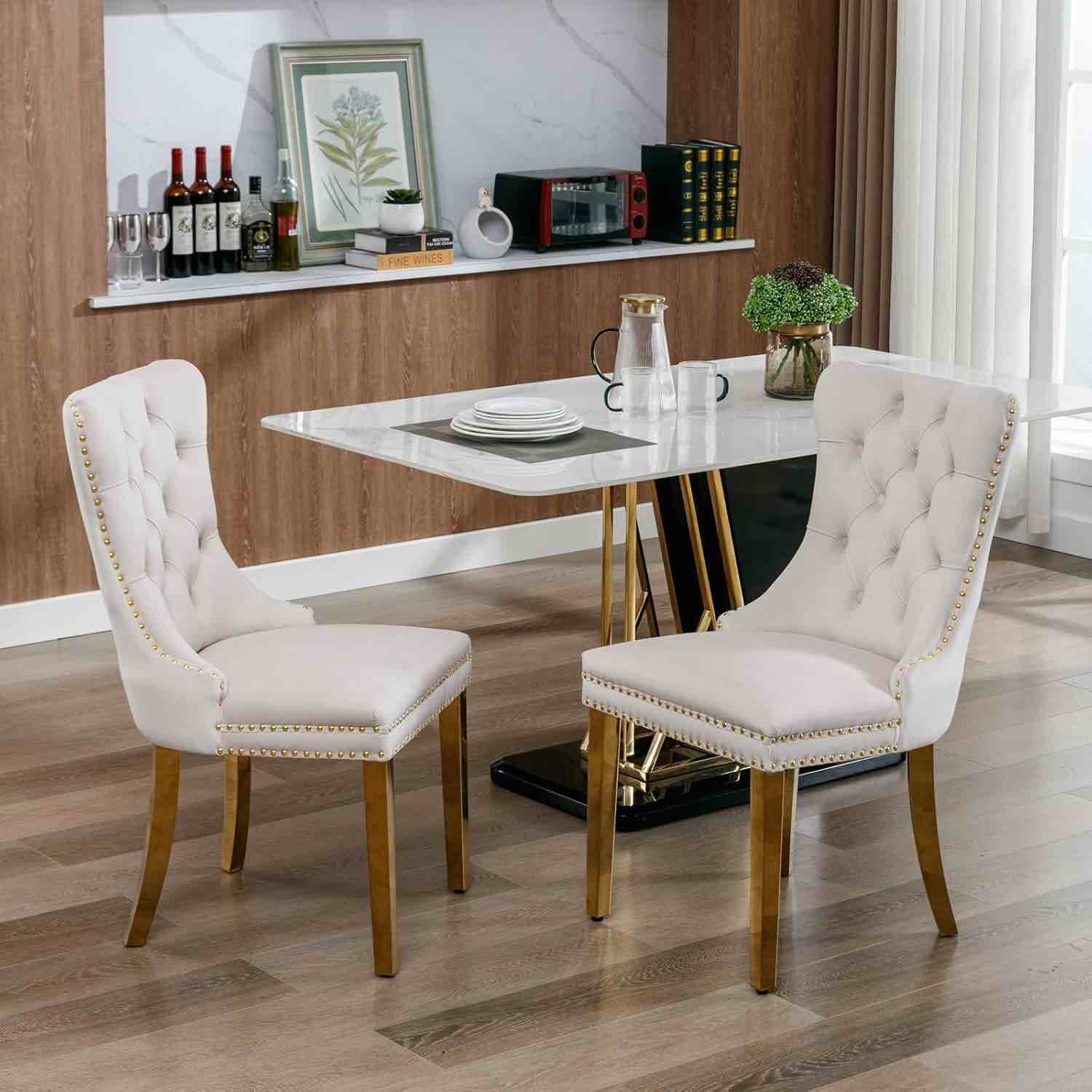 Juego de 2 sillas de comedor estilo granja copetudas, sillas de comedor tapizadas de terciopelo con respaldo alto con patas de acero, cabeza de clavo, anillo trasero y ribete de tracción
