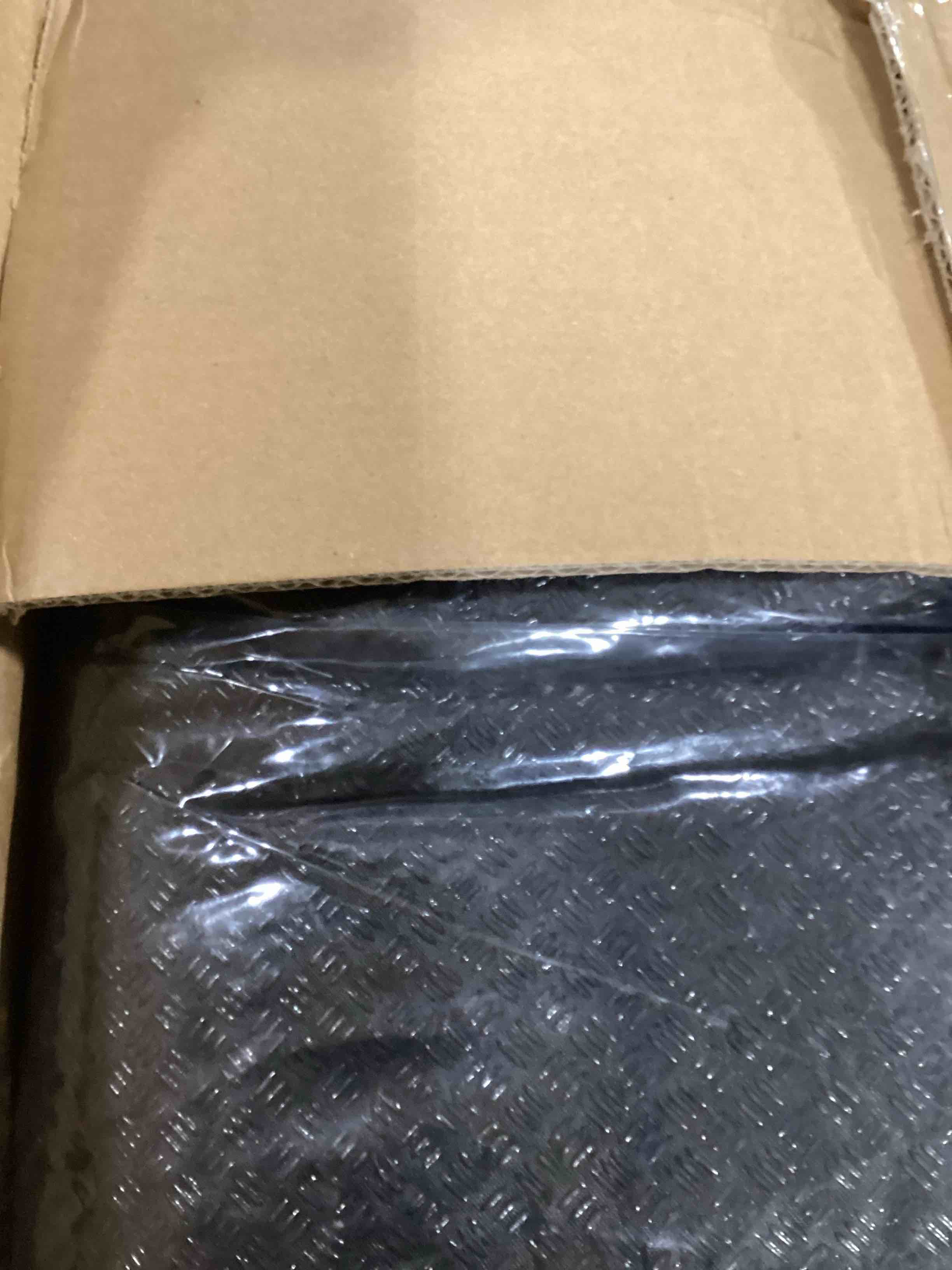 https://s3.amazonaws.com/lotting-images-prod/bidfta/GRA0072192_1733158284078.jpeg