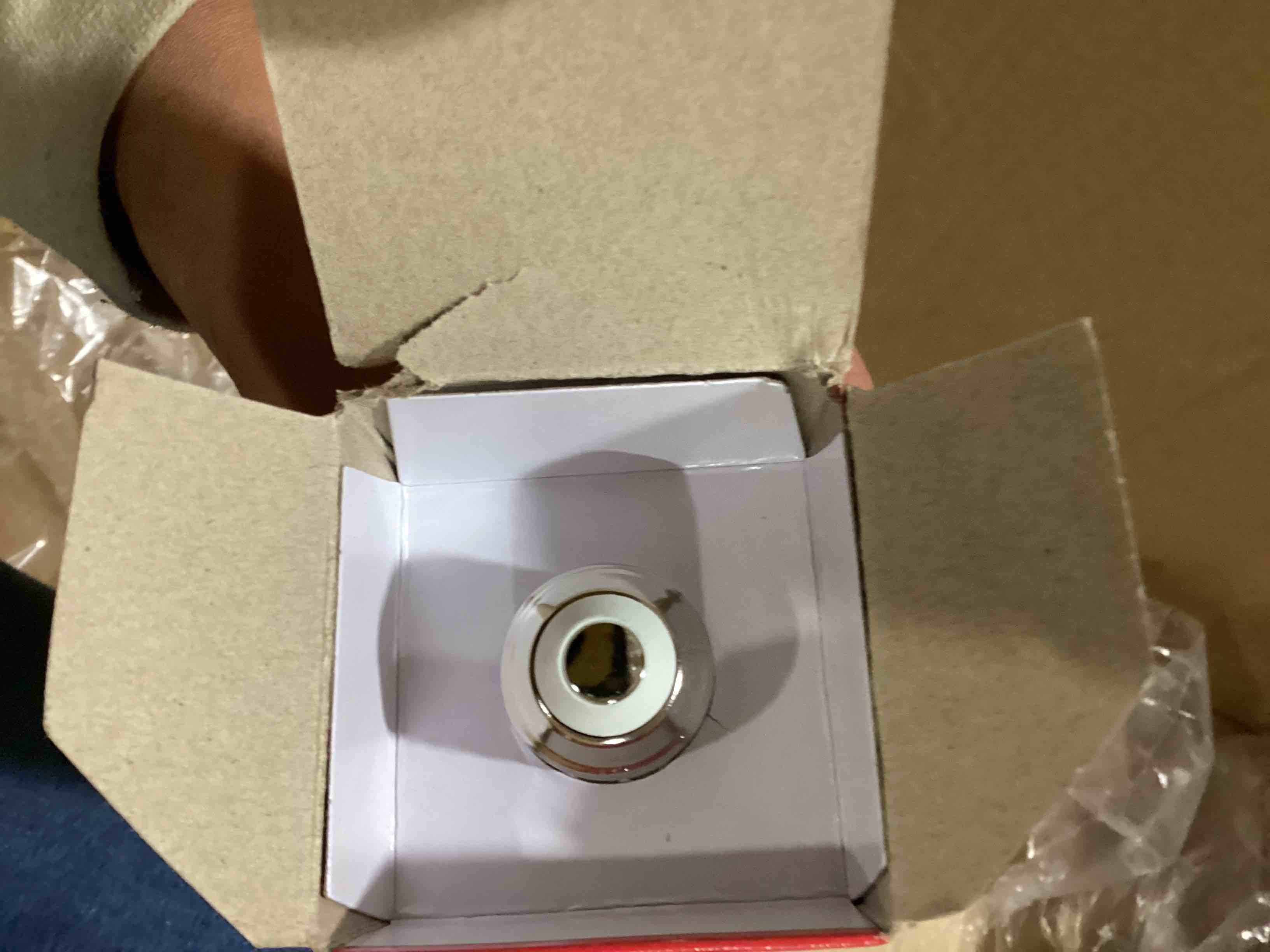 https://s3.amazonaws.com/lotting-images-prod/bidfta/GRA0072322_1732905383617.jpeg