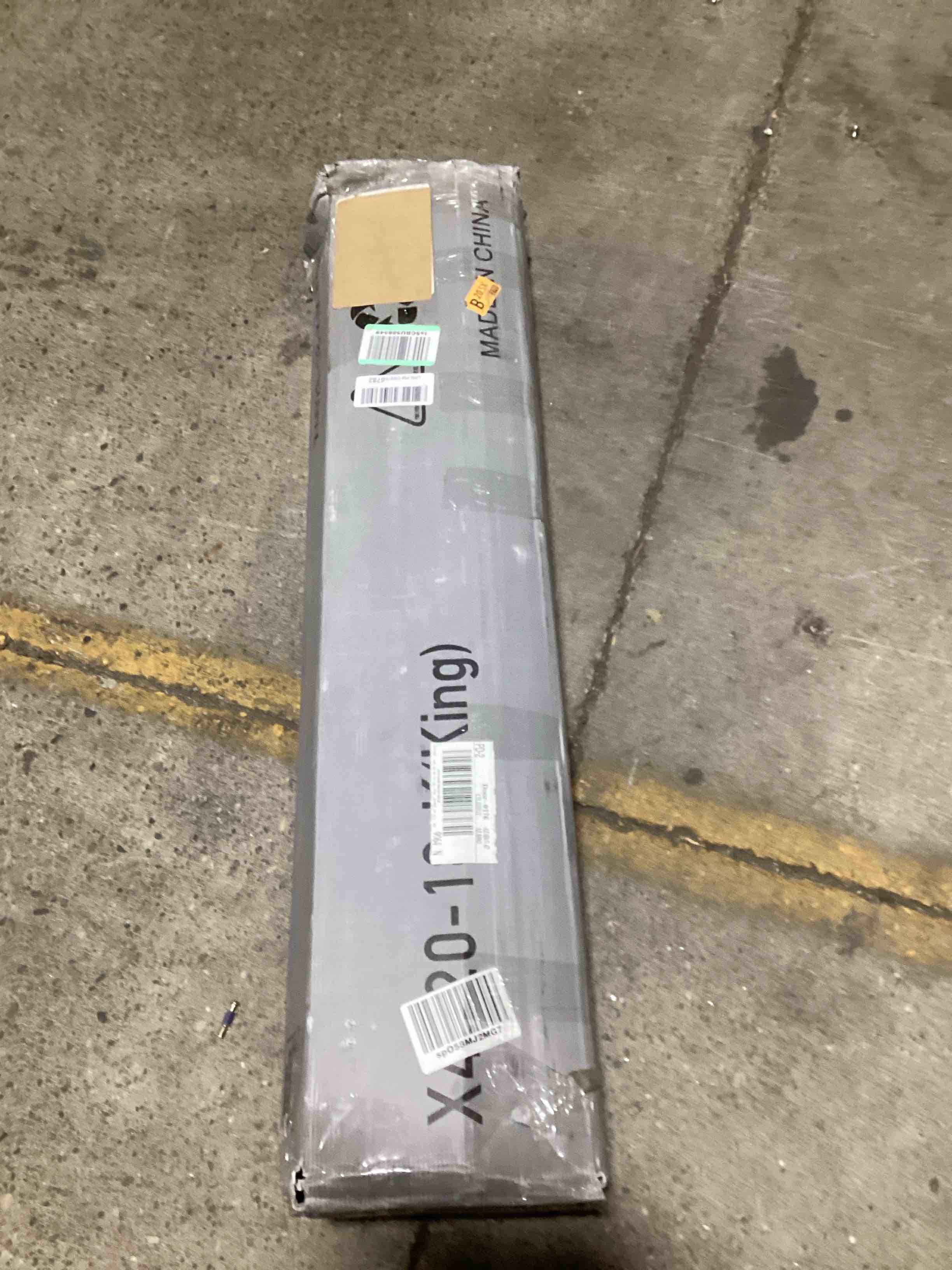 https://s3.amazonaws.com/lotting-images-prod/bidfta/GRA0073112_1731357082785.jpeg