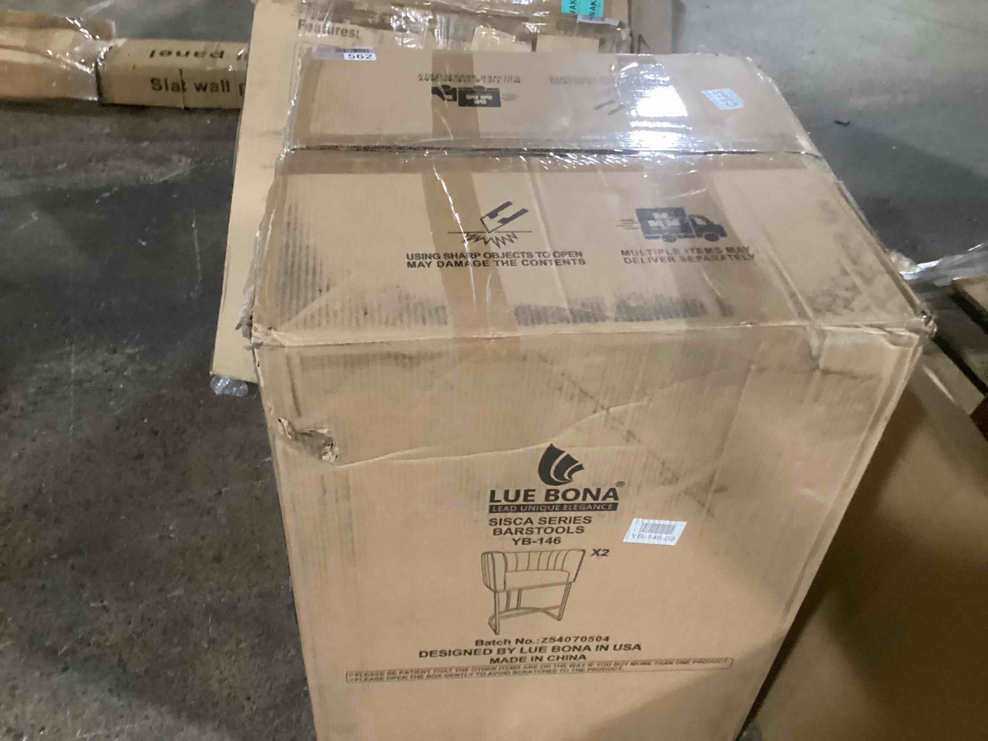 https://s3.amazonaws.com/lotting-images-prod/bidfta/GRA0073140_1731346917312.jpeg