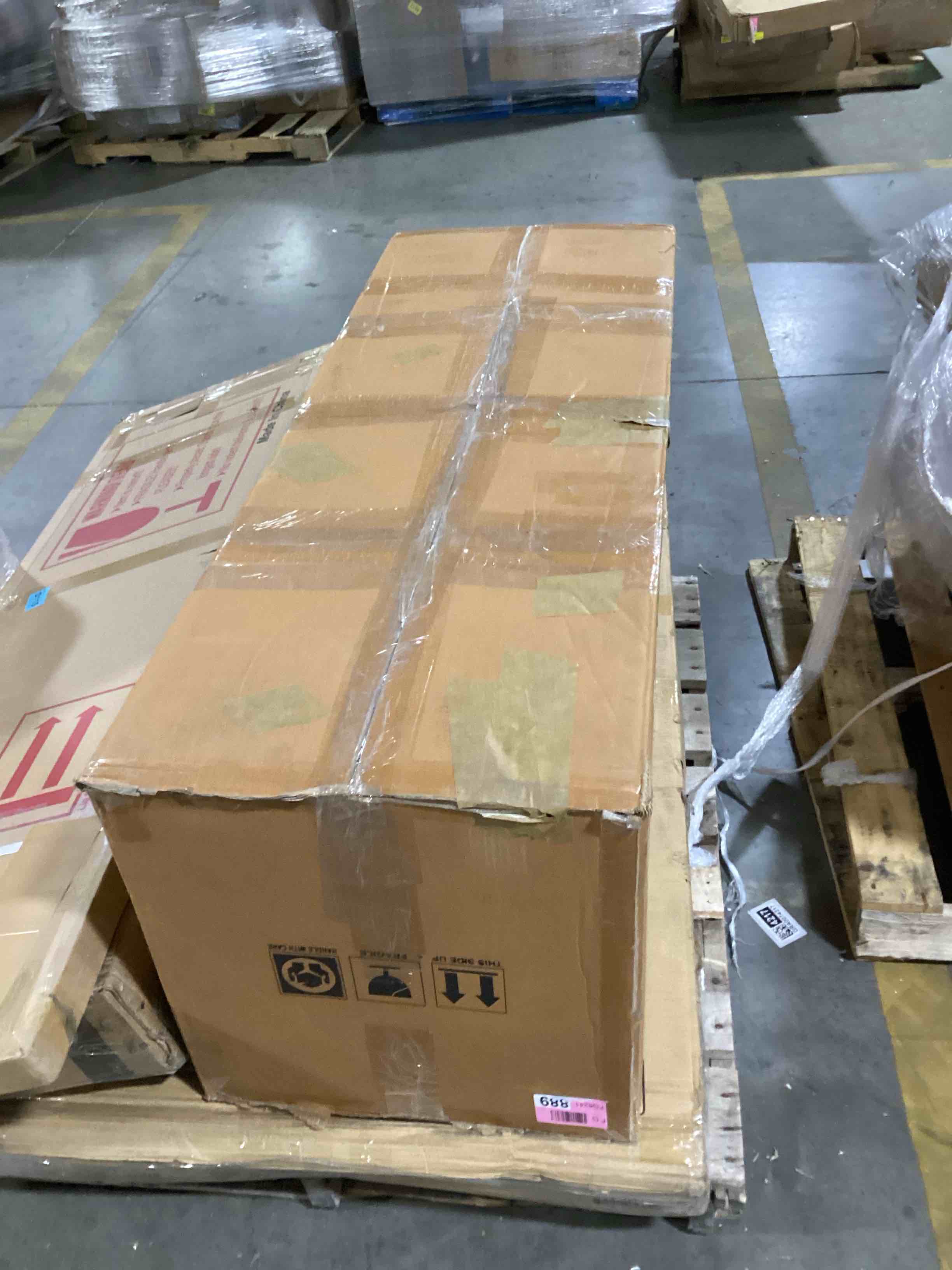 https://s3.amazonaws.com/lotting-images-prod/bidfta/GRA0074008_1735046616977.jpeg