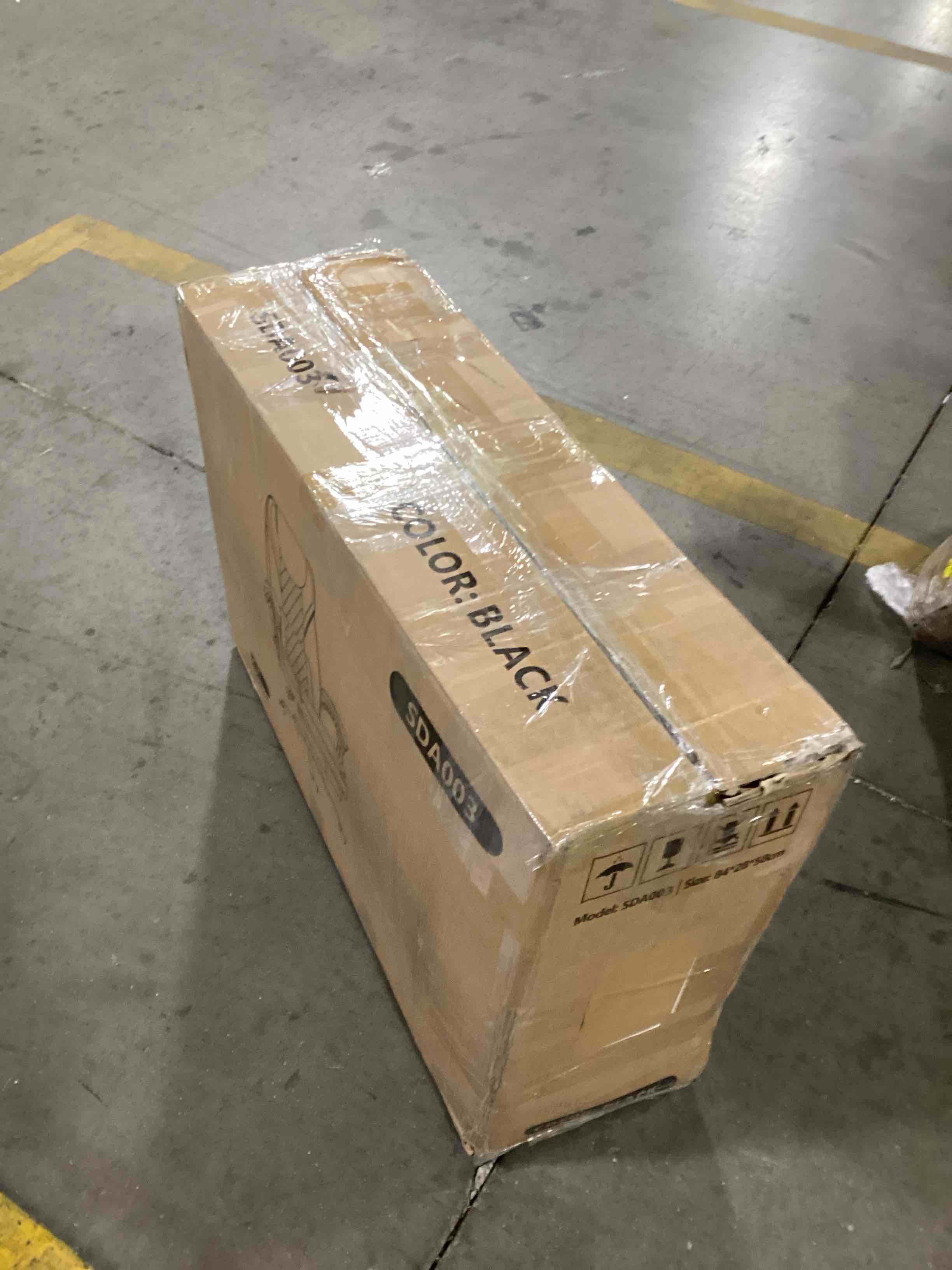https://s3.amazonaws.com/lotting-images-prod/bidfta/GRA0074030_1735044691346.jpeg