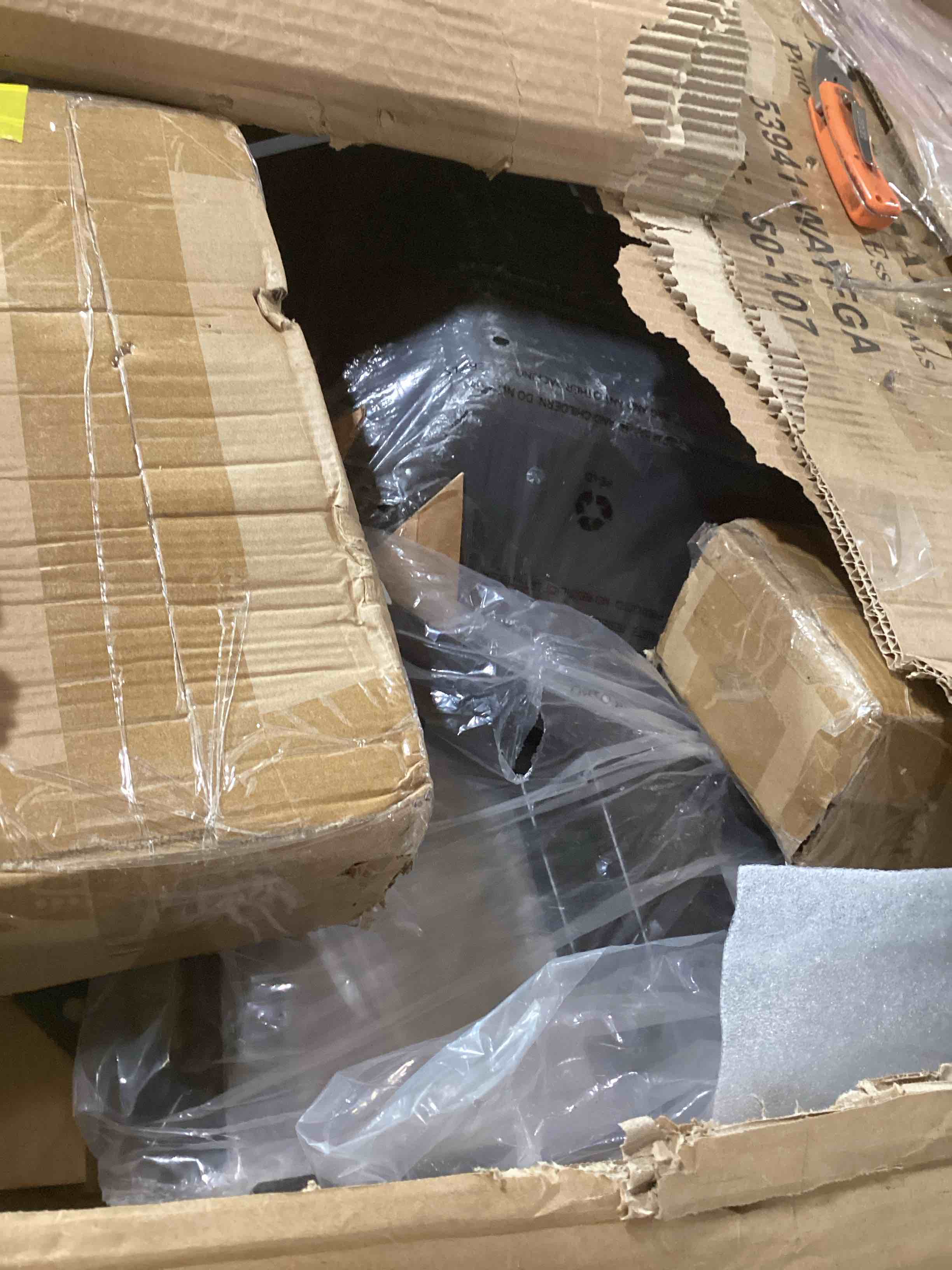 https://s3.amazonaws.com/lotting-images-prod/bidfta/GRA0074183_1734968368551.jpeg