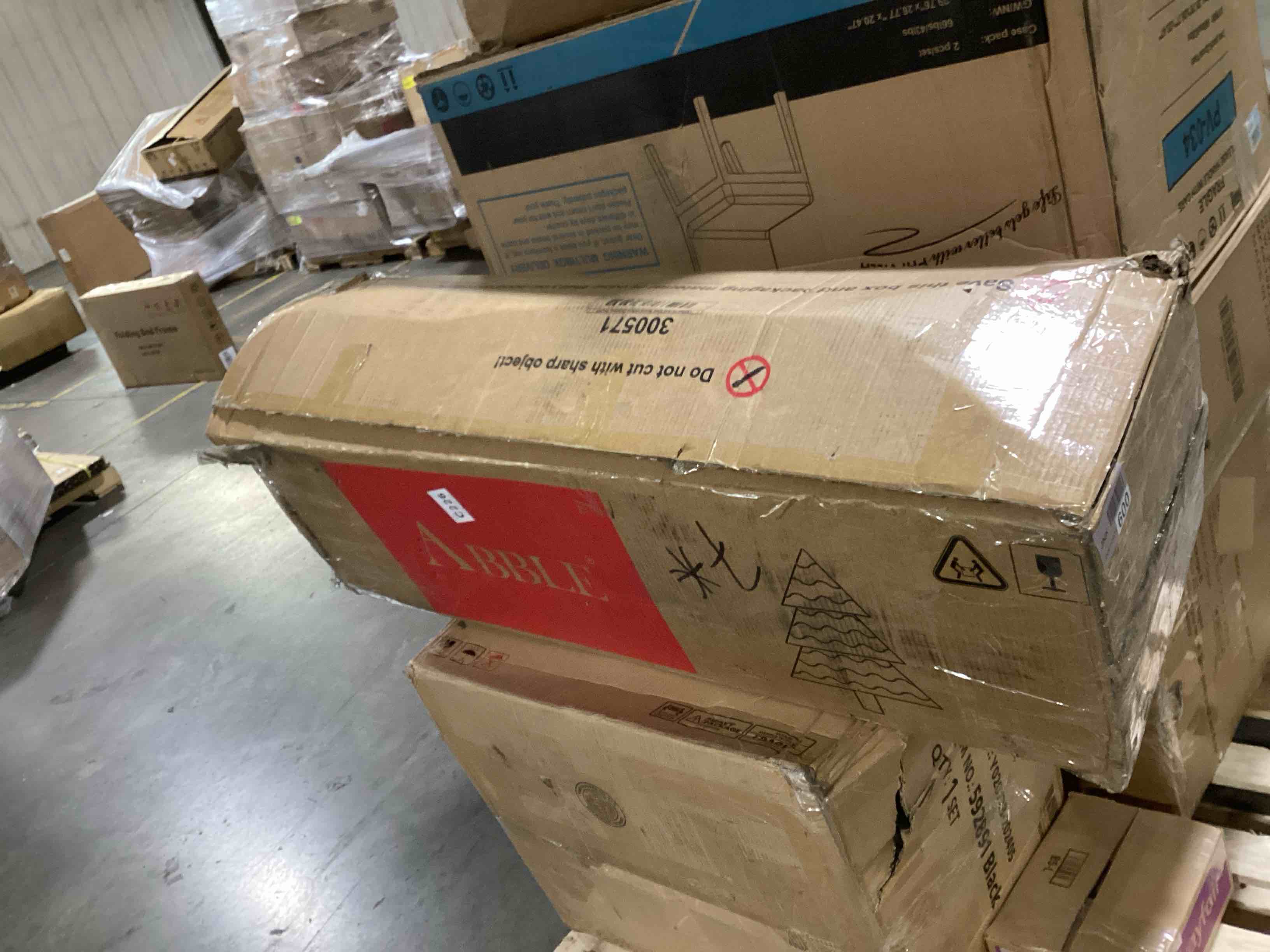https://s3.amazonaws.com/lotting-images-prod/bidfta/GRA0074368_1734640822788.jpeg