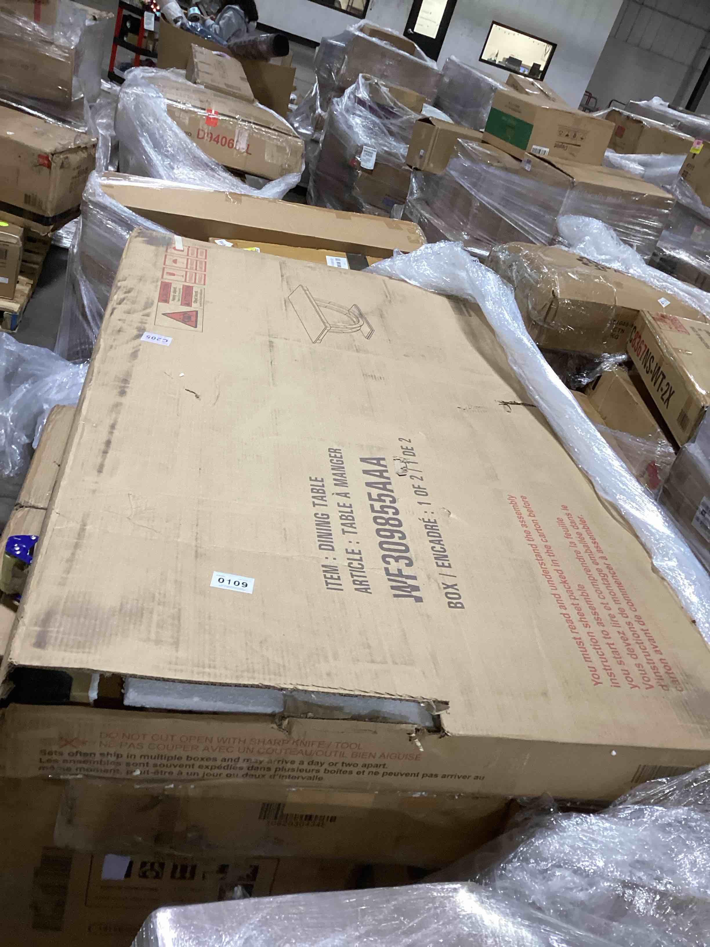https://s3.amazonaws.com/lotting-images-prod/bidfta/GRA0075064_1734371810310.jpeg