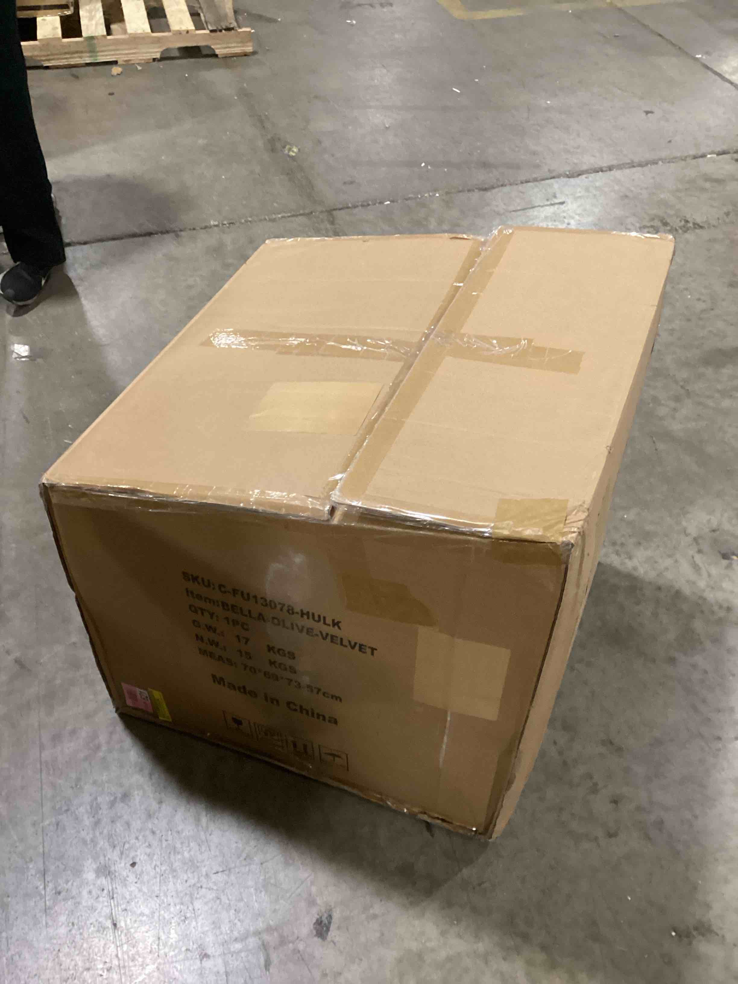 https://s3.amazonaws.com/lotting-images-prod/bidfta/GRA0075205_1734191050686.jpeg