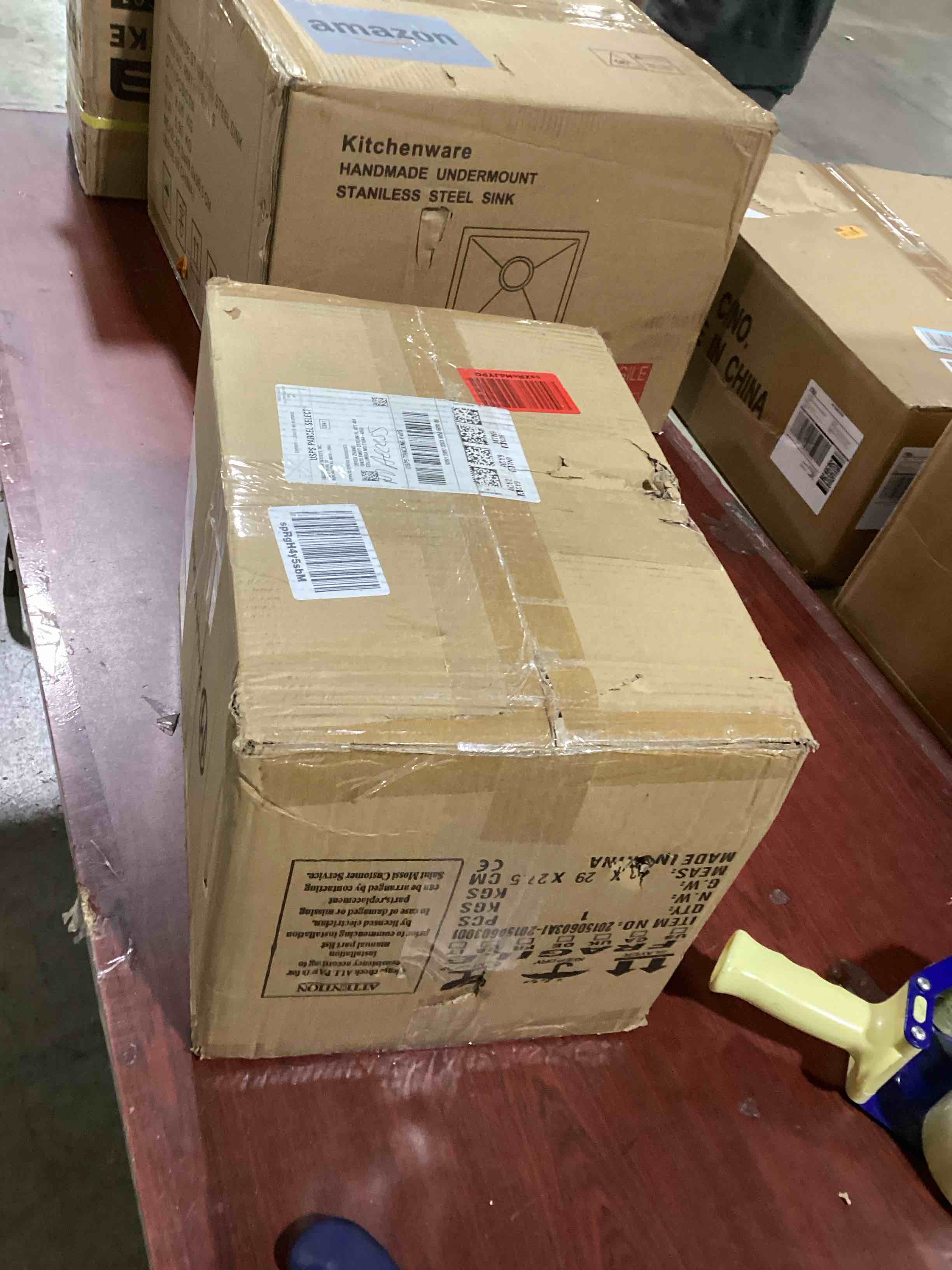 https://s3.amazonaws.com/lotting-images-prod/bidfta/GRA0075338_1734111817057.jpeg