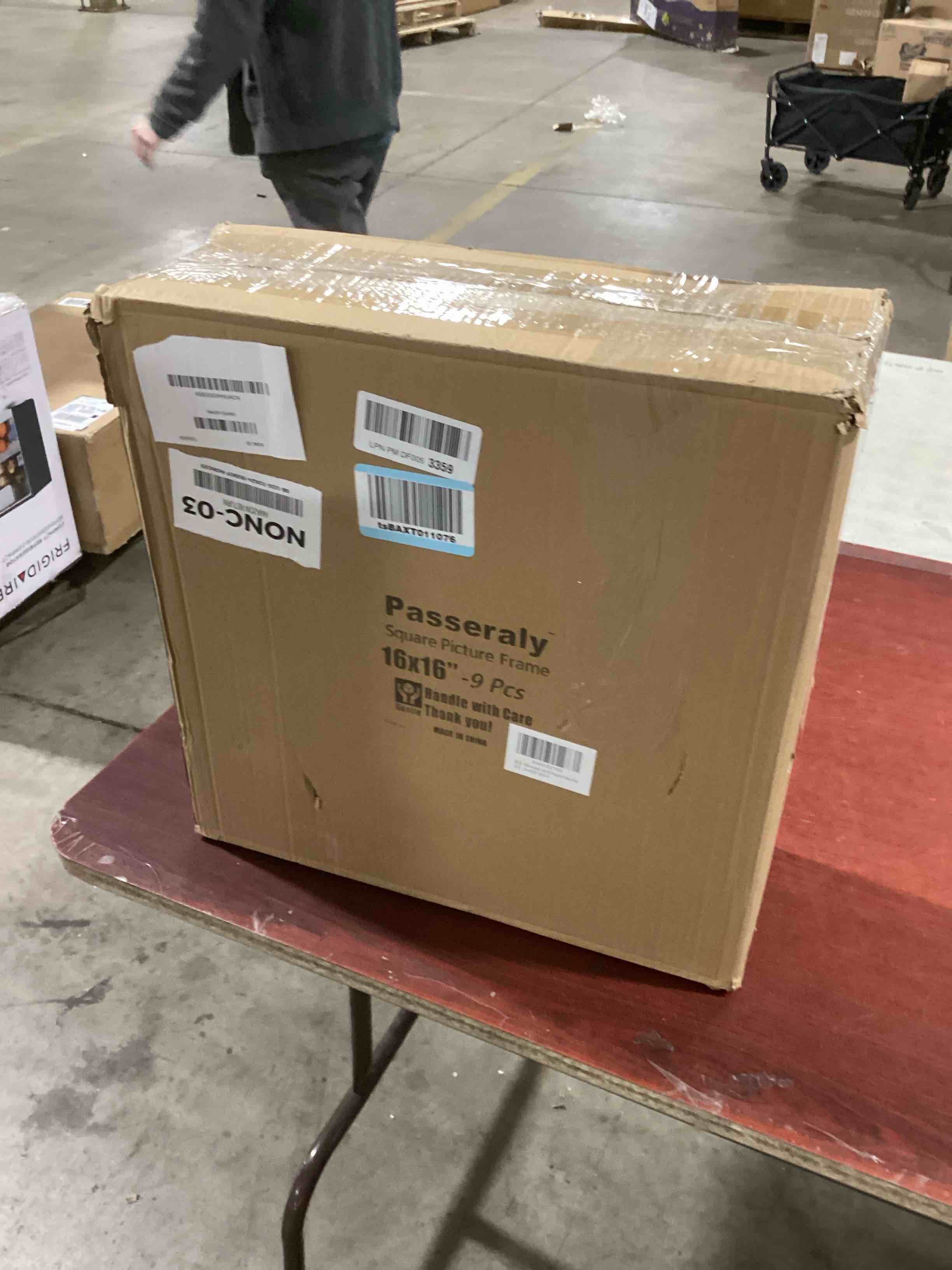 https://s3.amazonaws.com/lotting-images-prod/bidfta/GRA0075348_1734108798869.jpeg