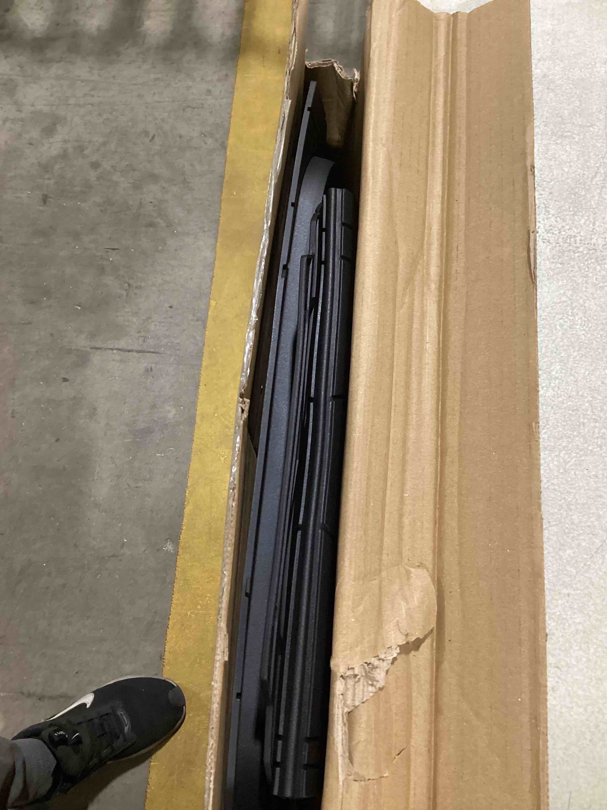 https://s3.amazonaws.com/lotting-images-prod/bidfta/GRA0075524_1734096653053.jpeg