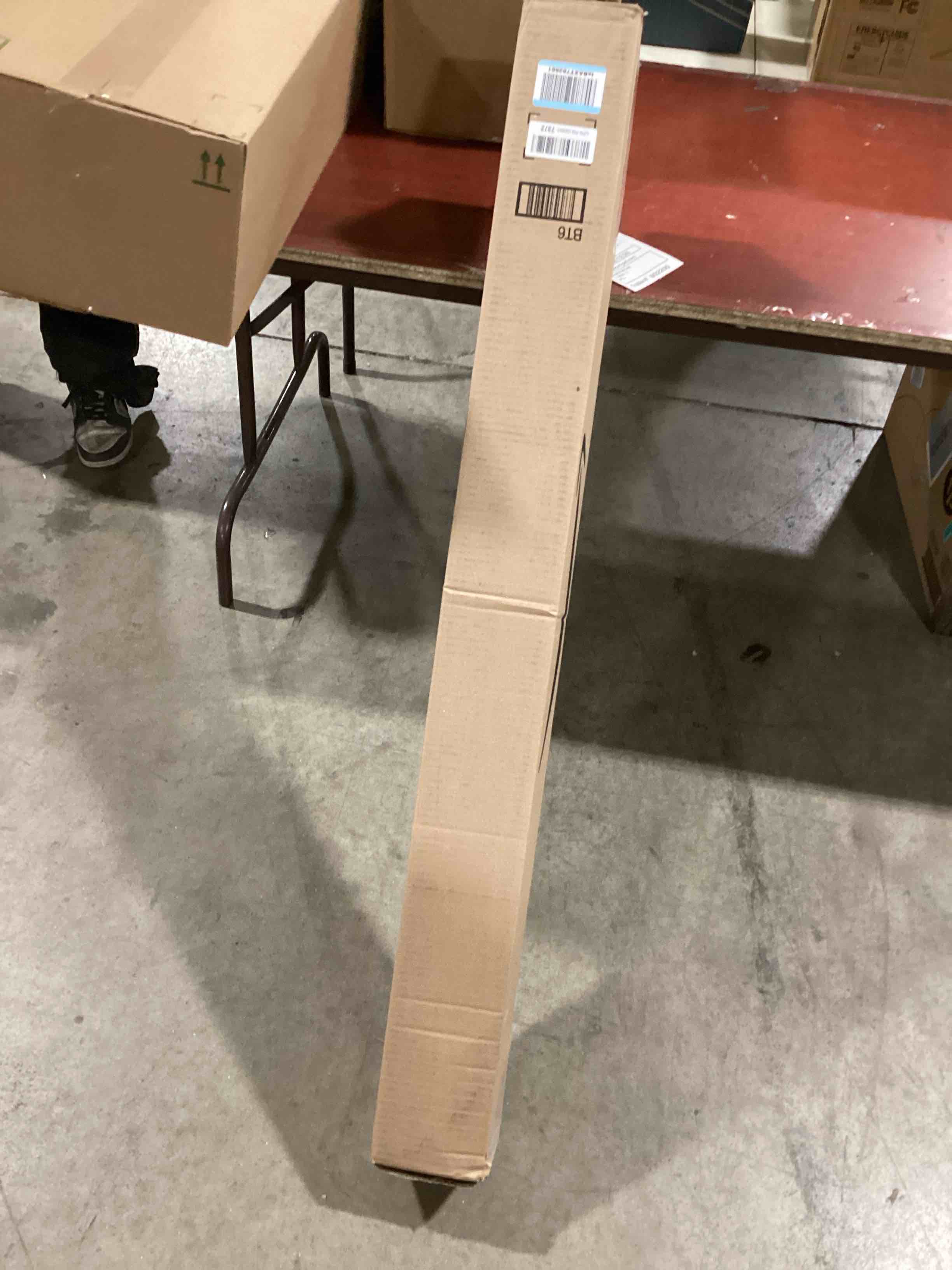 https://s3.amazonaws.com/lotting-images-prod/bidfta/GRA0075696_1734032503675.jpeg