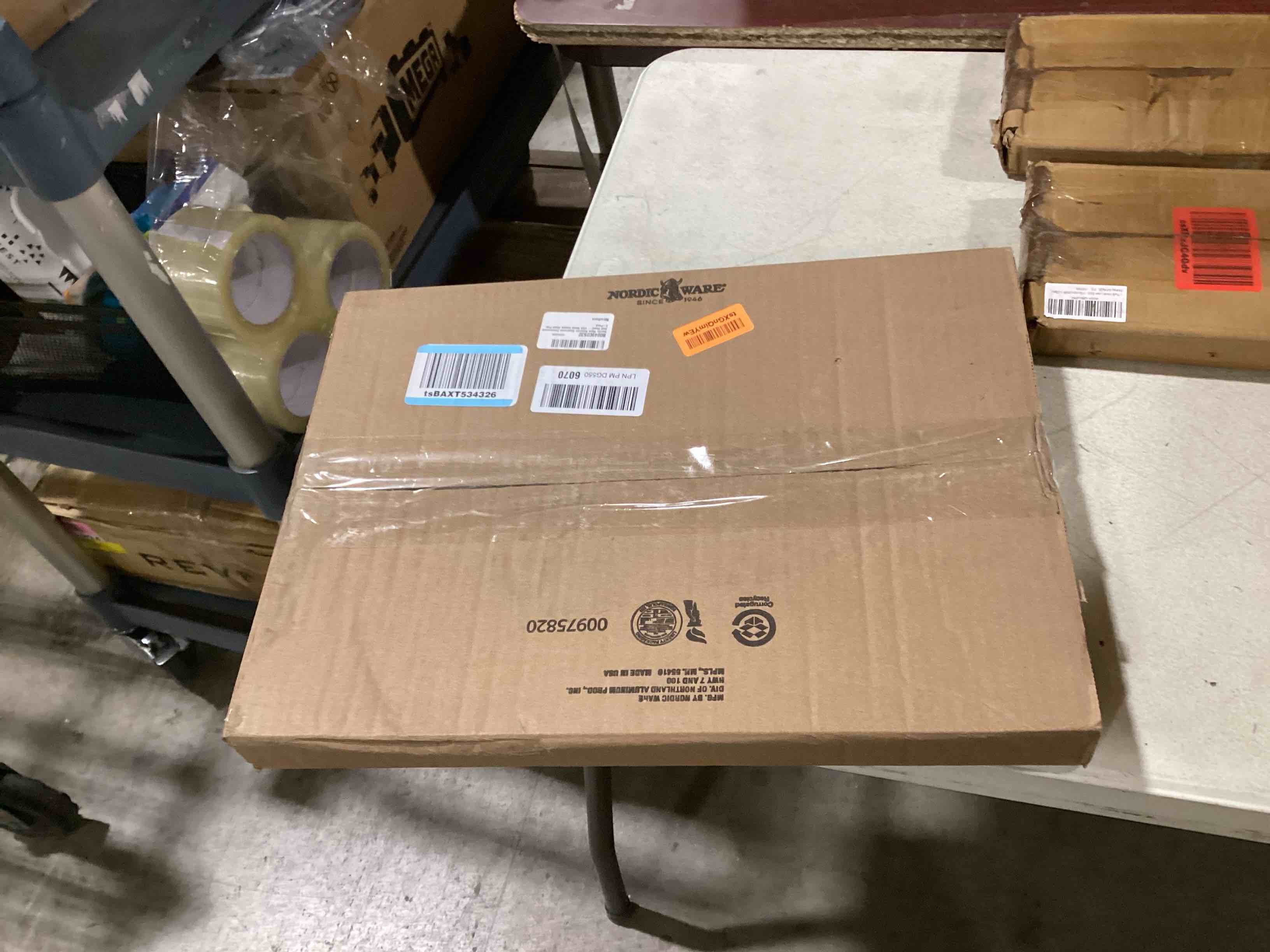 https://s3.amazonaws.com/lotting-images-prod/bidfta/GRA0075708_1734031877436.jpeg