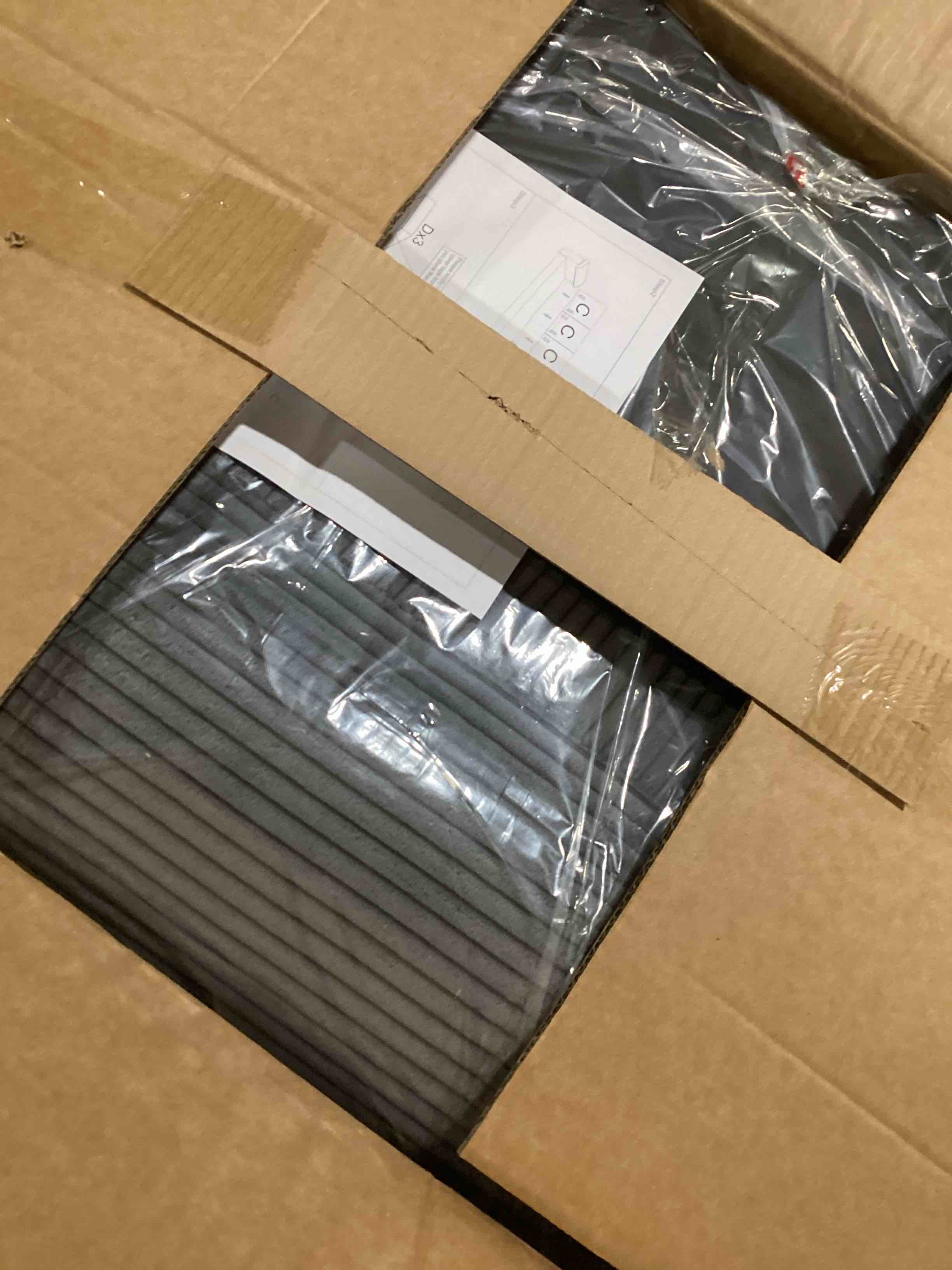 https://s3.amazonaws.com/lotting-images-prod/bidfta/GRA0075886_1733943020996.jpeg