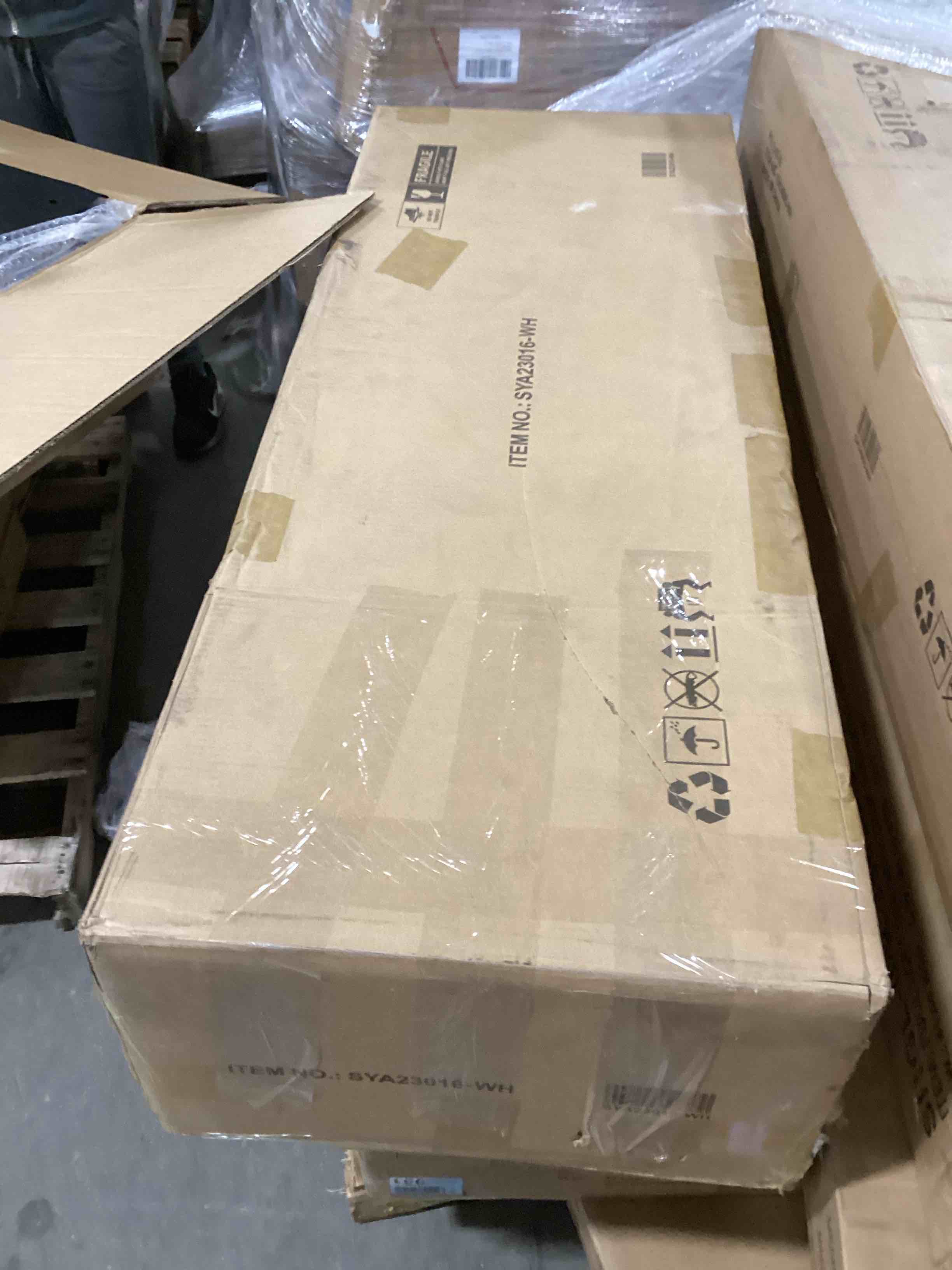 https://s3.amazonaws.com/lotting-images-prod/bidfta/GRA0075892_1733942384687.jpeg