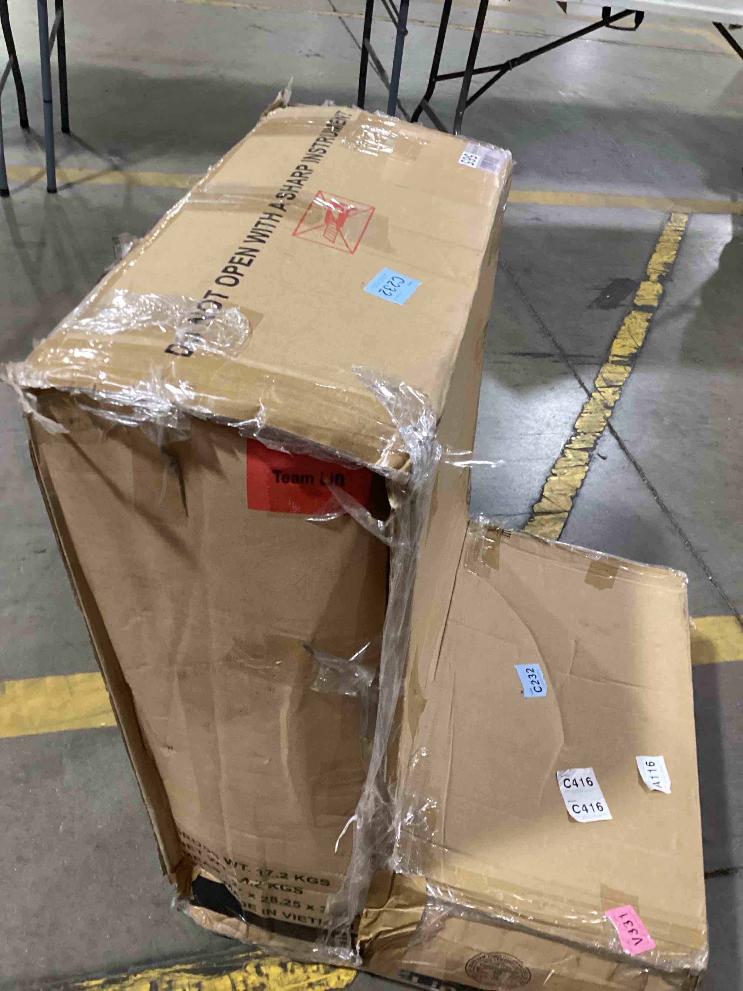 https://s3.amazonaws.com/lotting-images-prod/bidfta/GRA0076683_1734441693232.jpeg